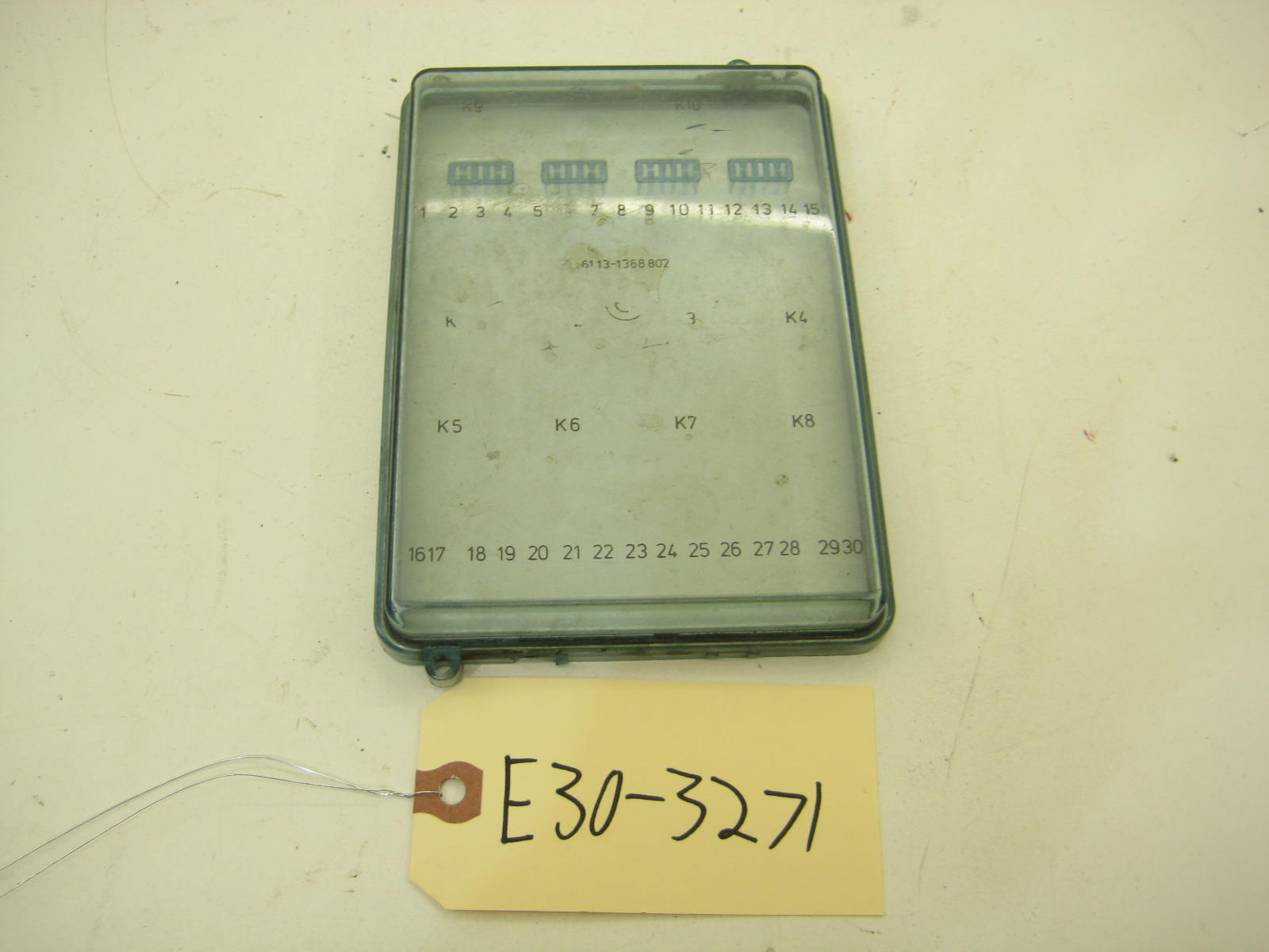 BMW E30 318 325 Fuse Box Cover E30 3271