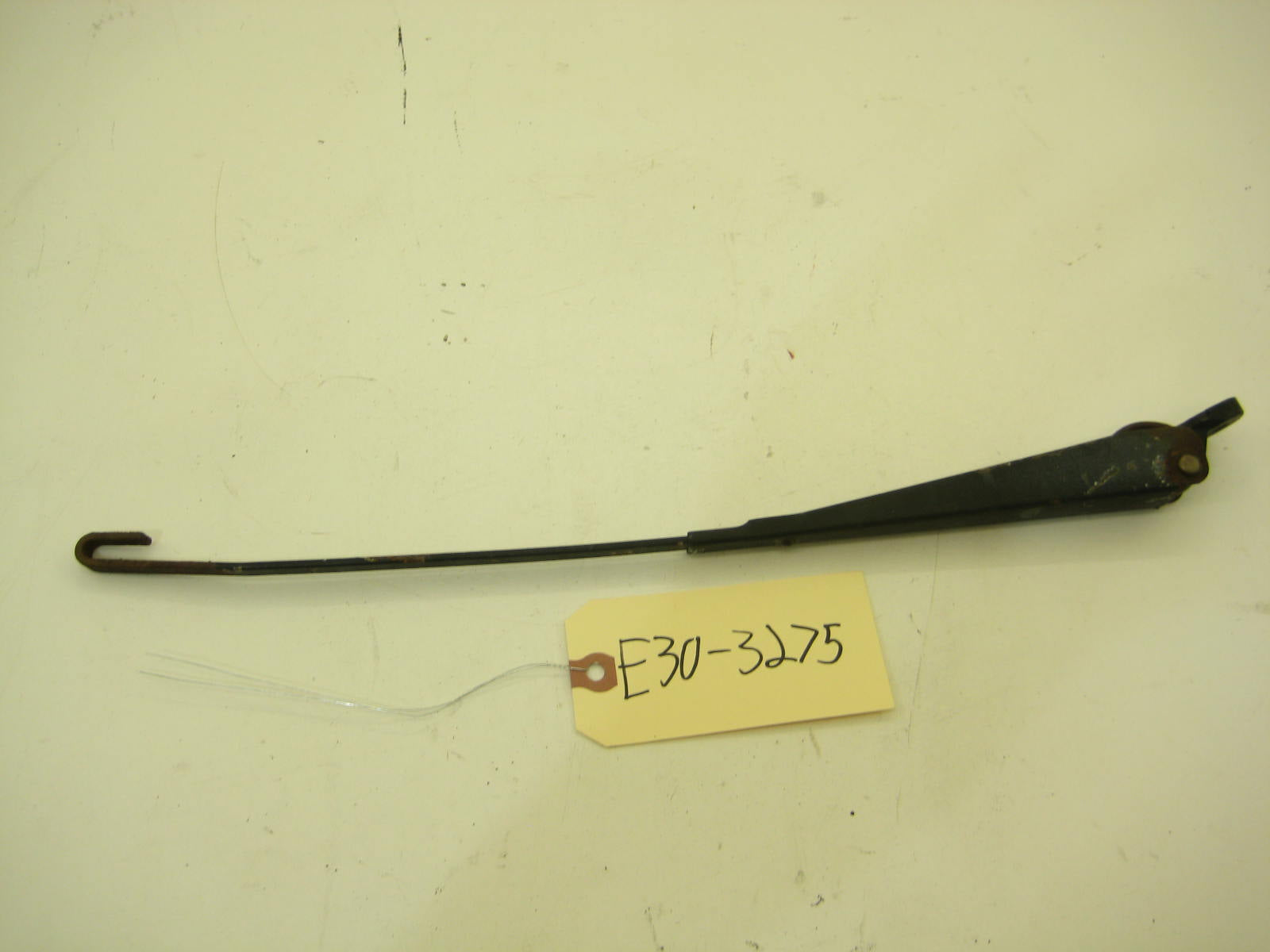 BMW E30 318 325 Windshield Wiper Arm E30 3275