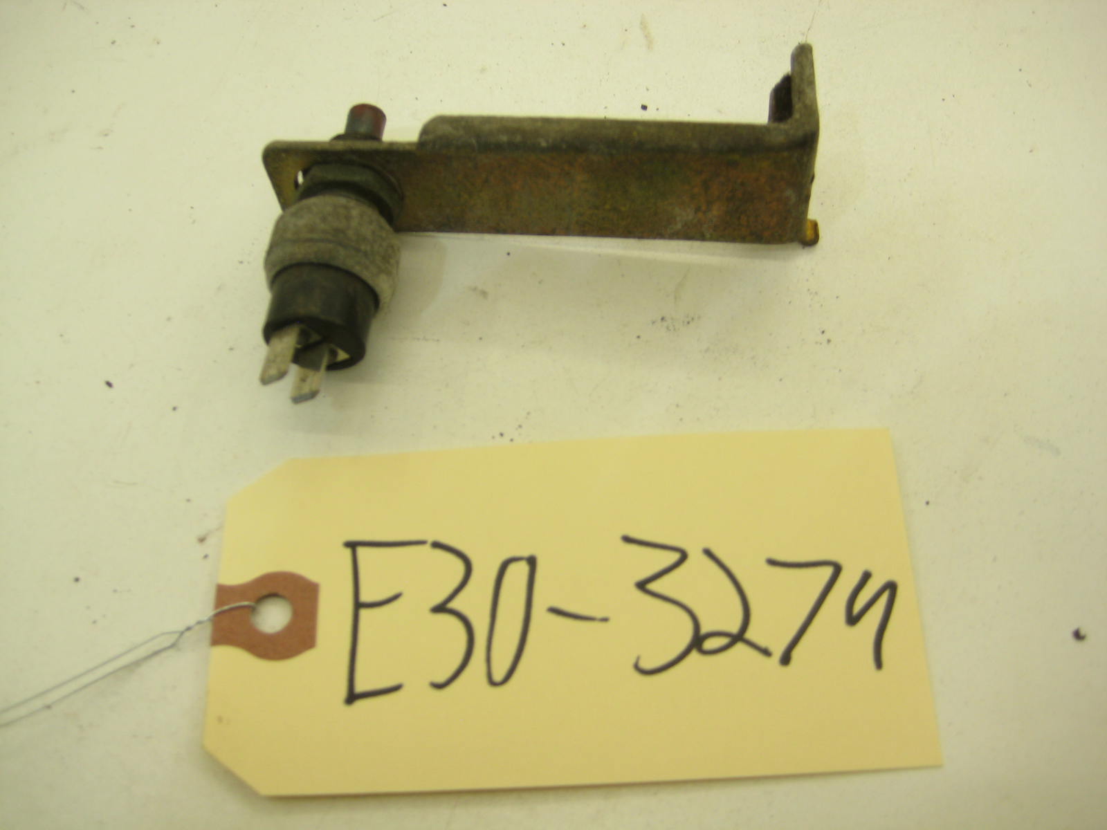 BMW E30 318 325 Clutch/Brake Light Switch E30 3279