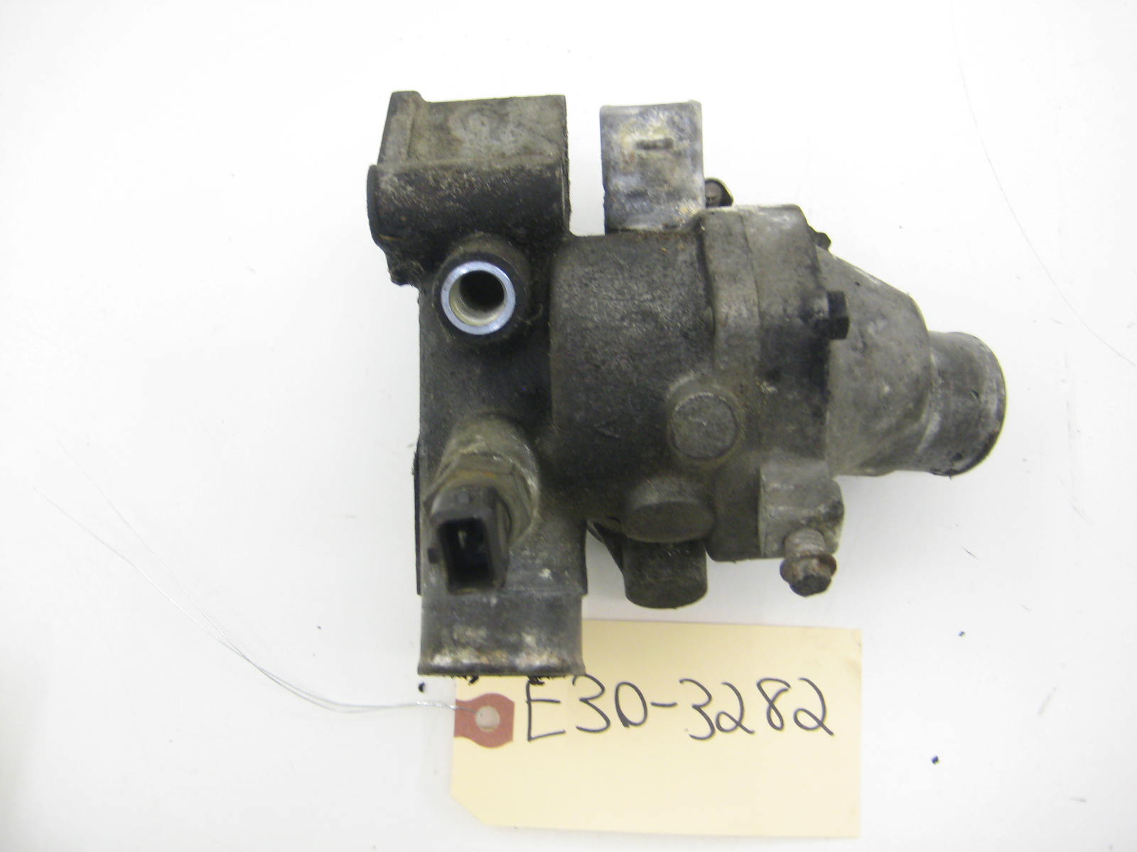 M20 Thermostat Housing