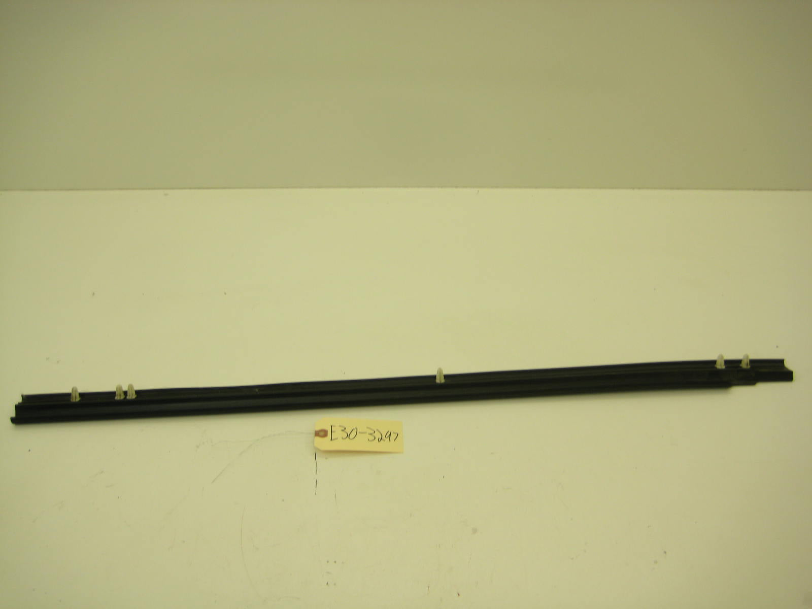 BMW E30 318 325 Passenger Coupe Door Sill E30 3297