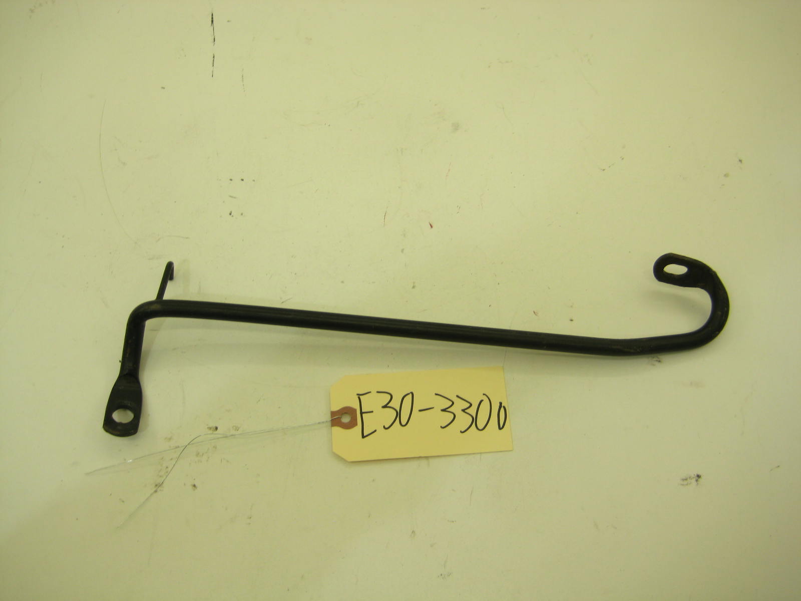 BMW E30 318 325 Coupe Seat Belt Slide E30 3300