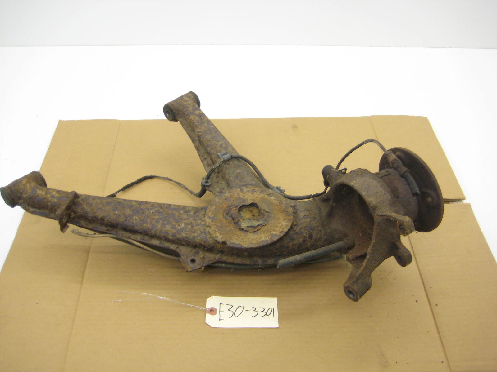 BMW E30 318 325 Passenger Left Rear Trailing Arm E30 3301