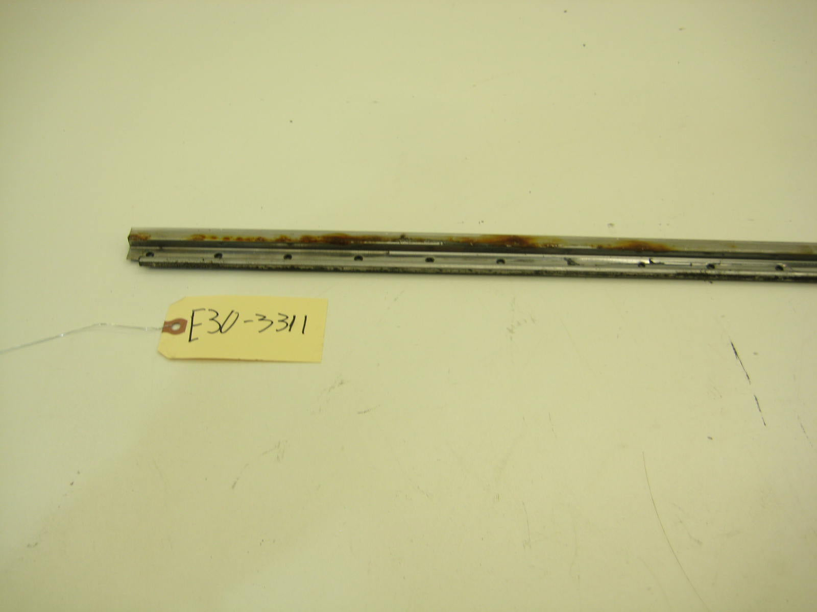 BMW E30 318 325 Passenger Side Sunroof Cable Cover E30 3311