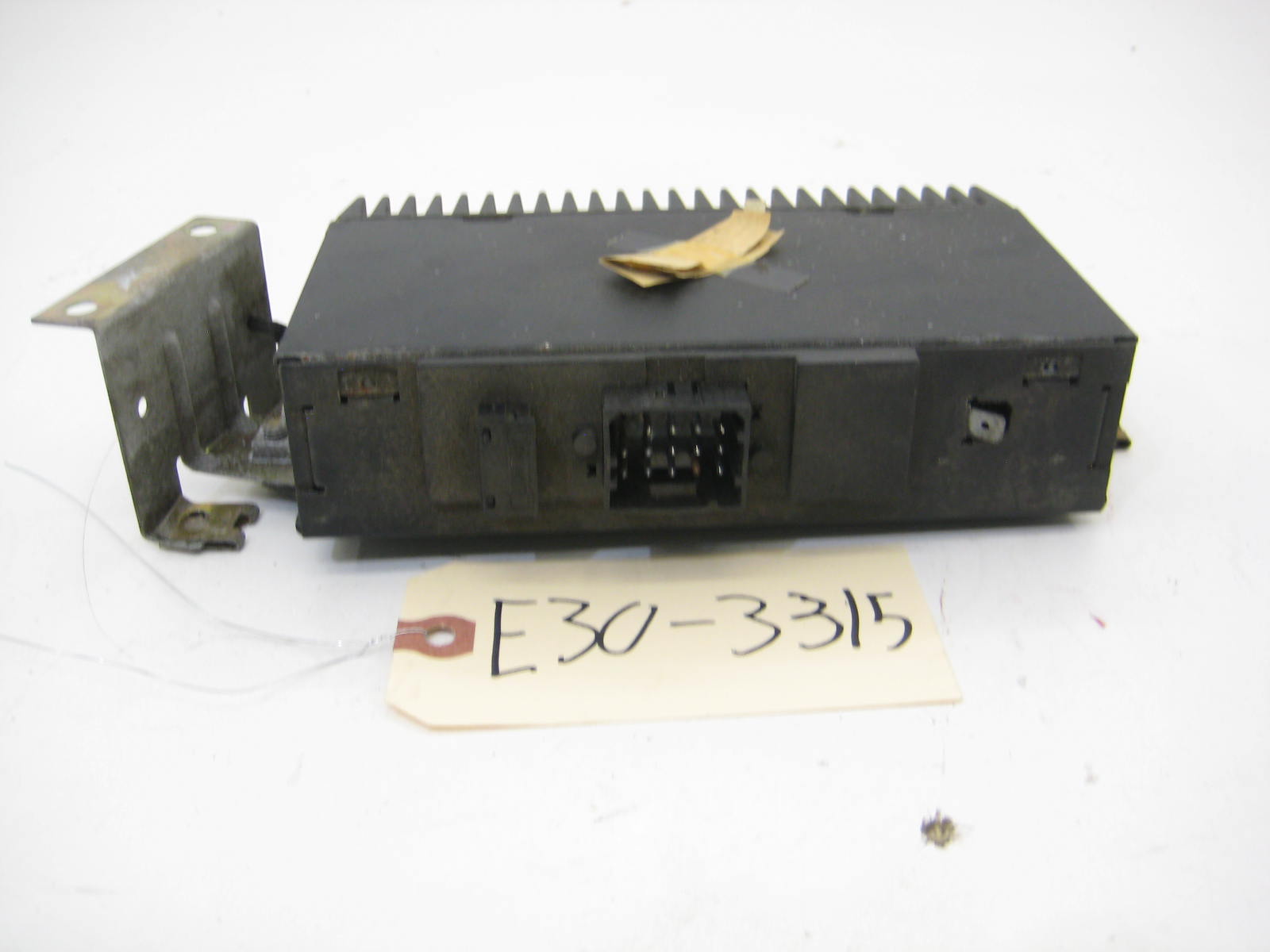 BMW E30 318 325 Stock Stereo Amp E30 3315