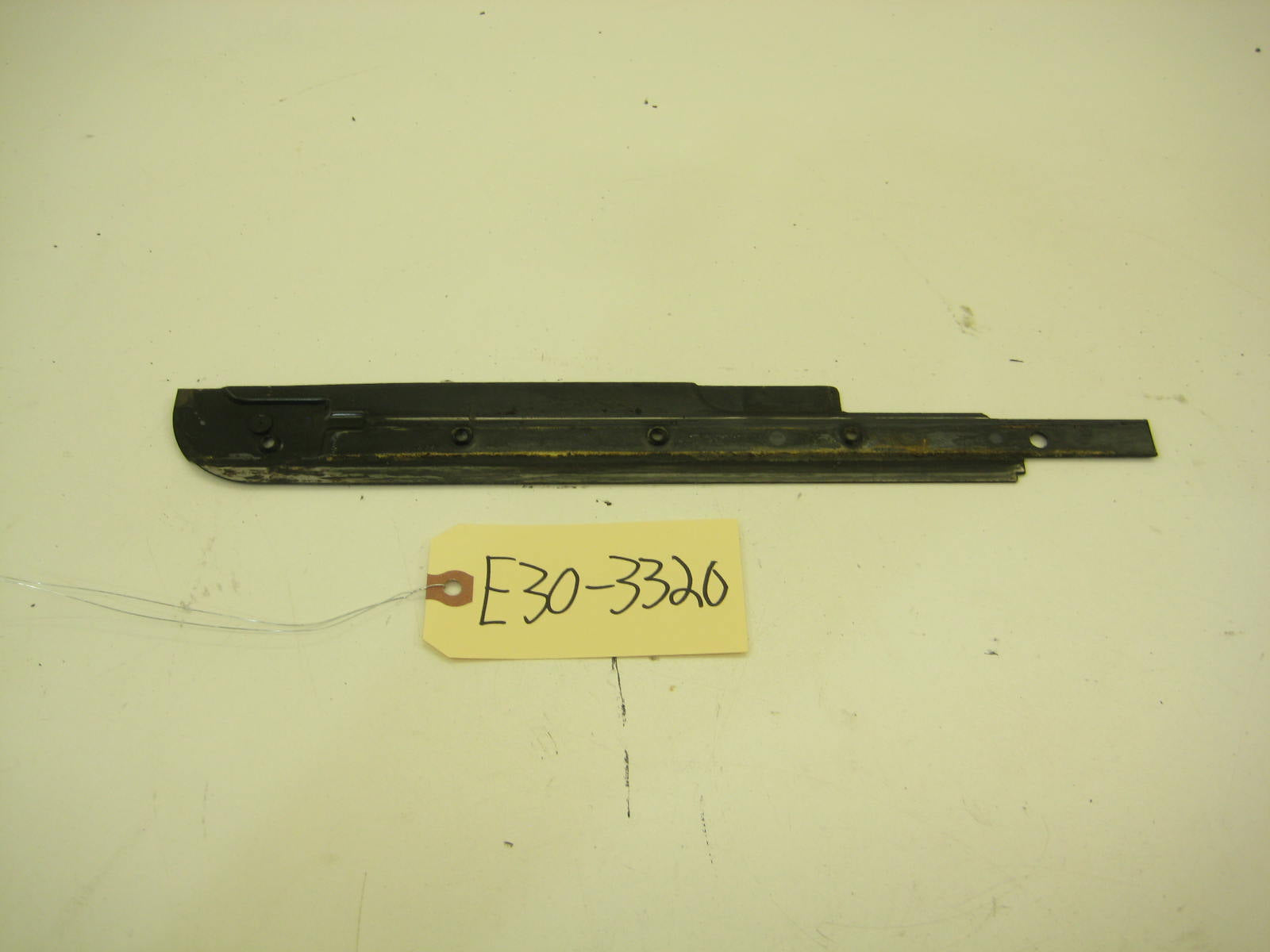 BMW E30 318 325 Sunroof Cable Cover E30 3320