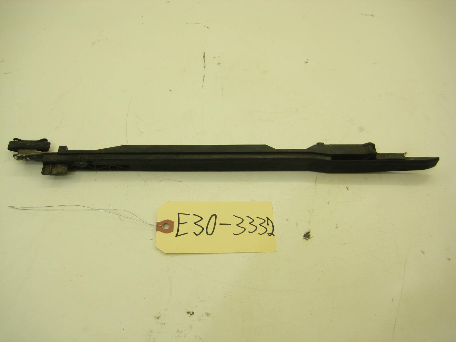 BMW E30 318 325 Drivers Left Side Sunroof Rail E30 3332