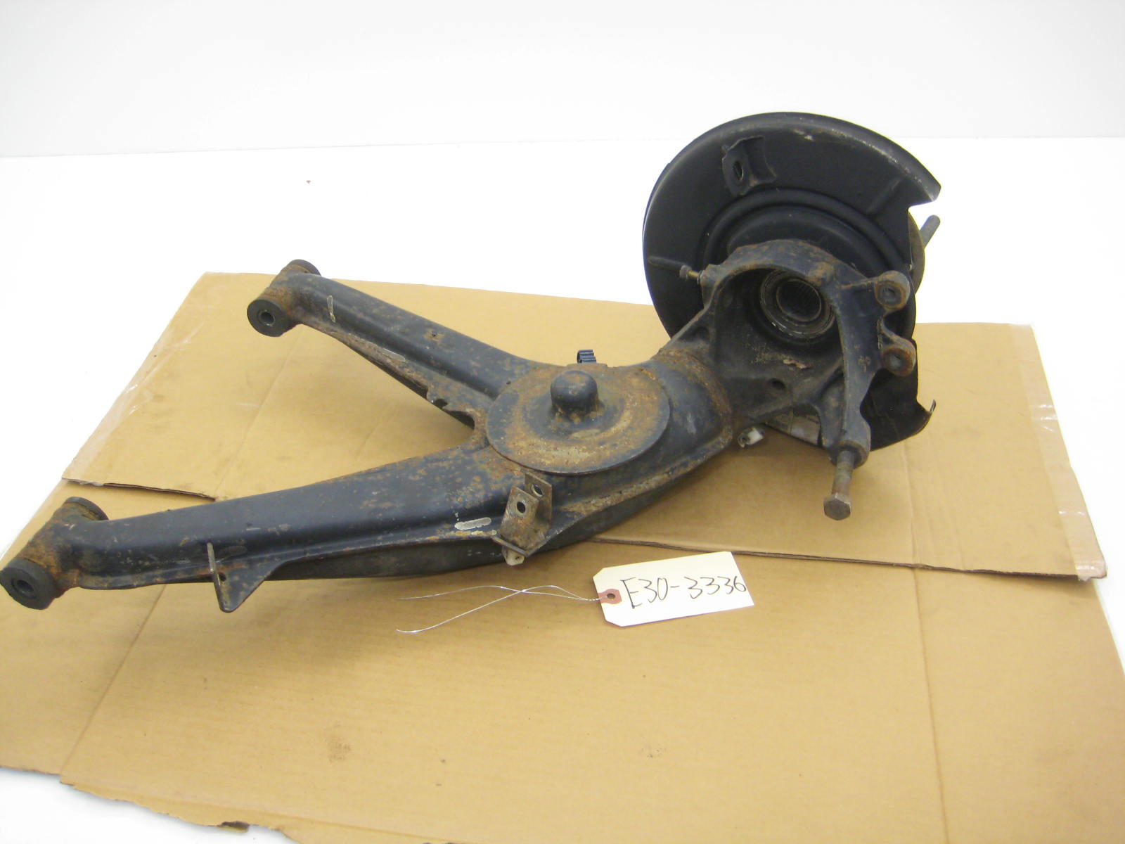 BMW E30 318 325 Z3 5 Lug Passenger Trailing Arm E30 3336