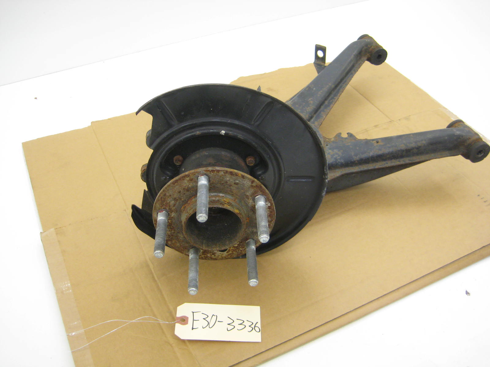 BMW E30 318 325 Z3 5 Lug Passenger Trailing Arm E30 3336