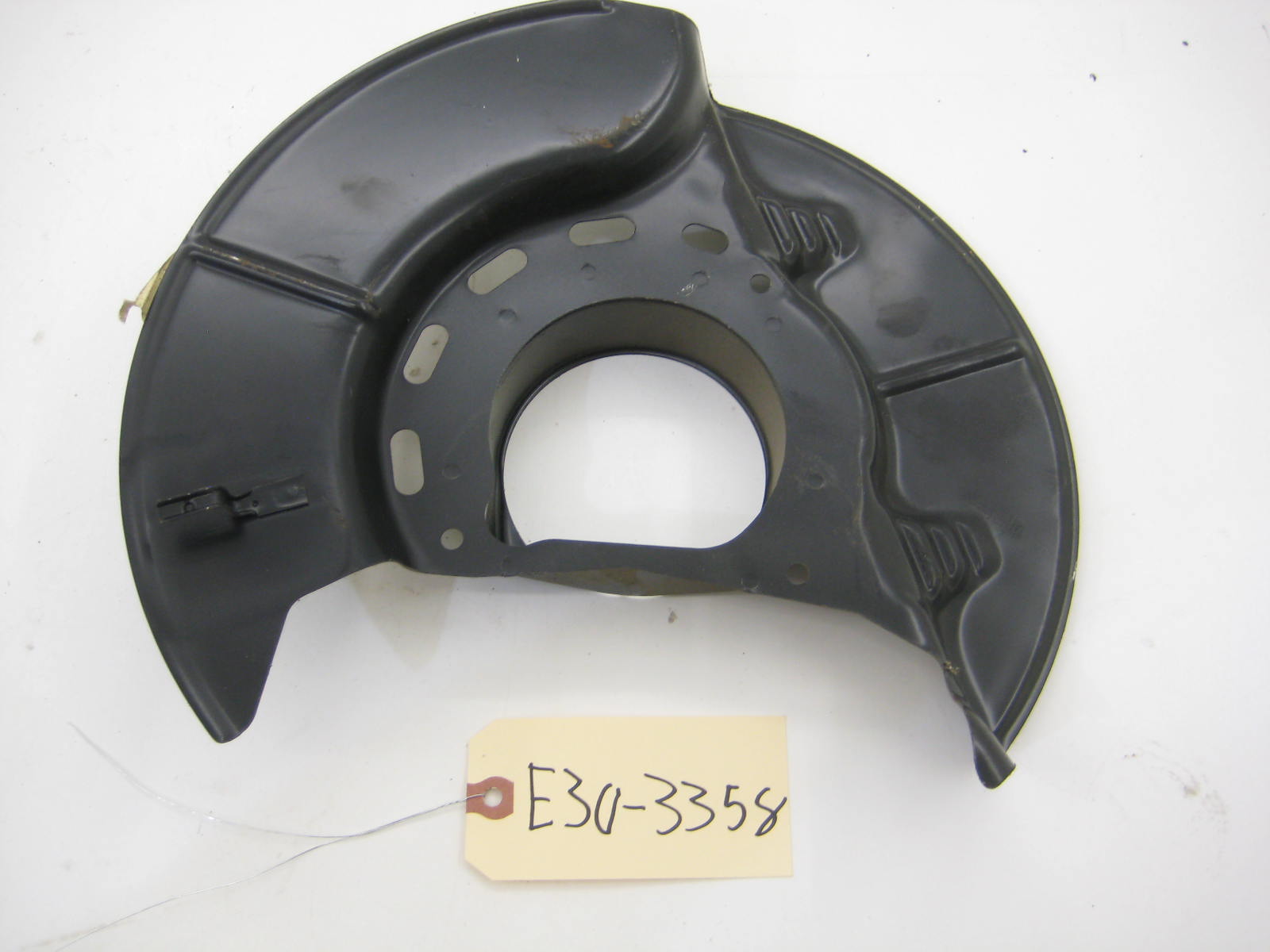BMW E30 318 325 34 11 2 225 356 E30 M3 Left Backing Plate E30 3358