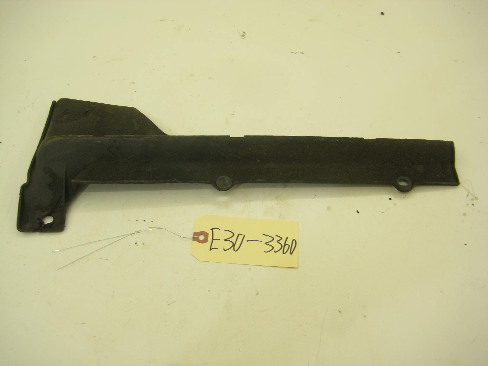 BMW E30 318 325 Underbody Wire Cover E30 3360