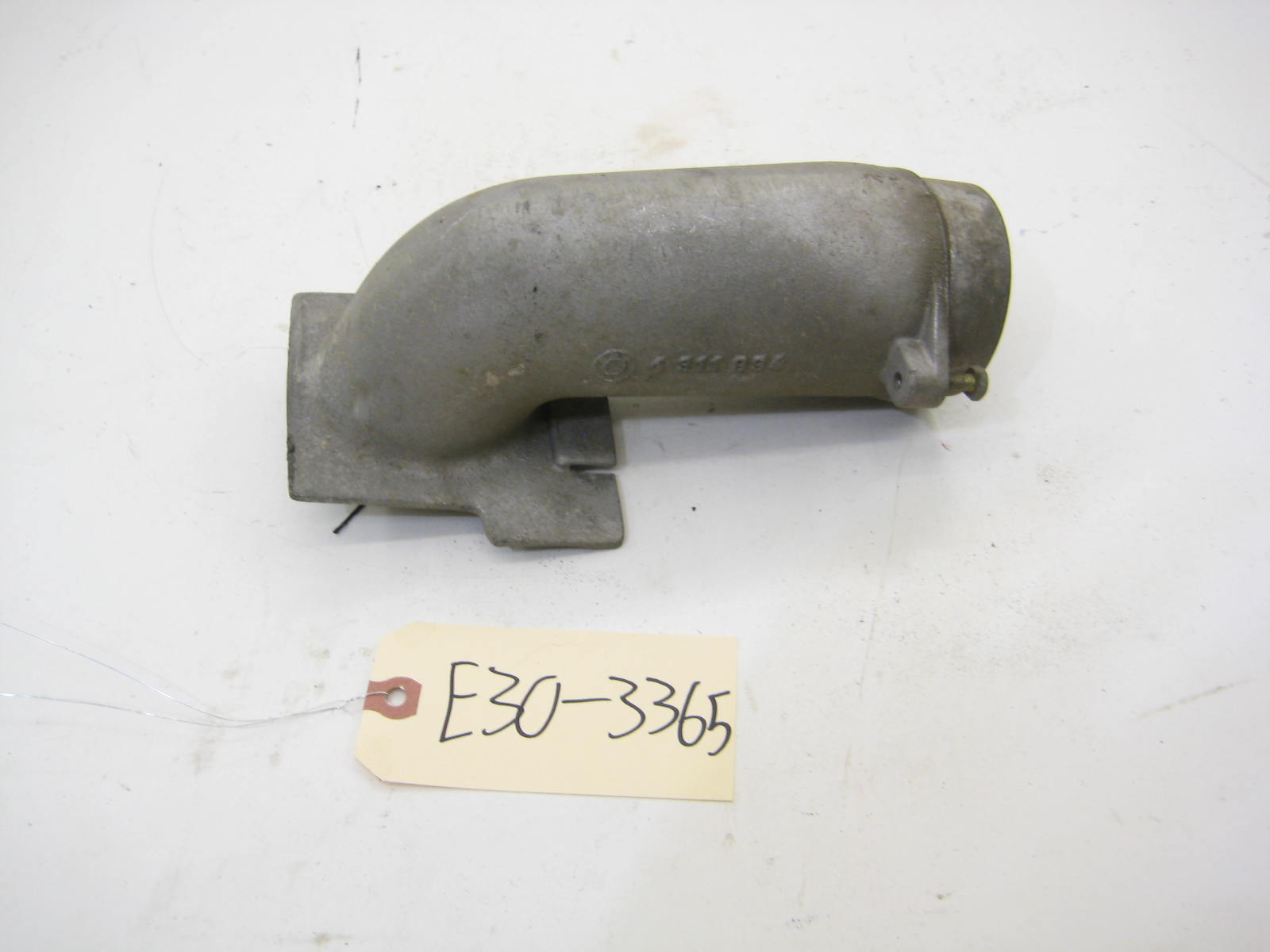 BMW E30 318 325 E30 M3 Air Box Inlet E30 3365