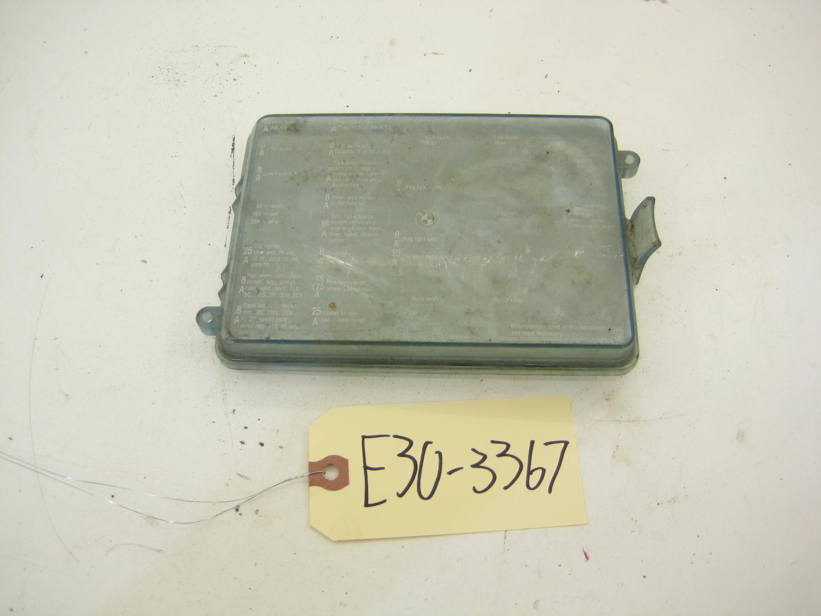 BMW E30 318 325 Fuse Box Cover E30 3367