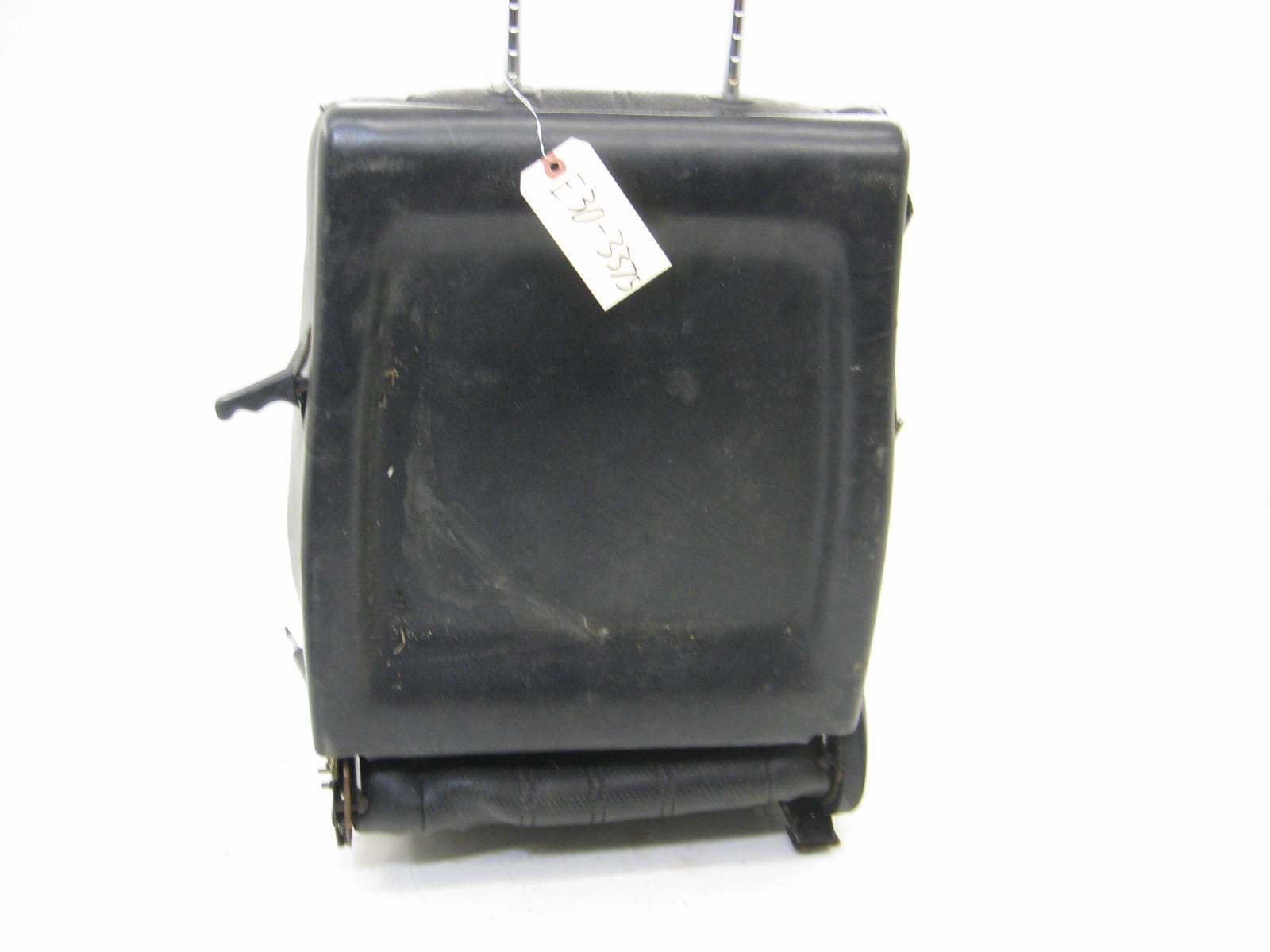 BMW E30 318 325 Drivers Side Sport Seat Black Vinyl E30 3375