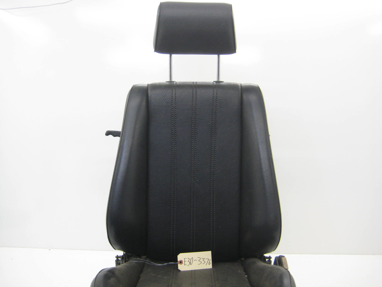 BMW E30 318 325 Passenger Side Sport Seat Black Vinyl E30 3376