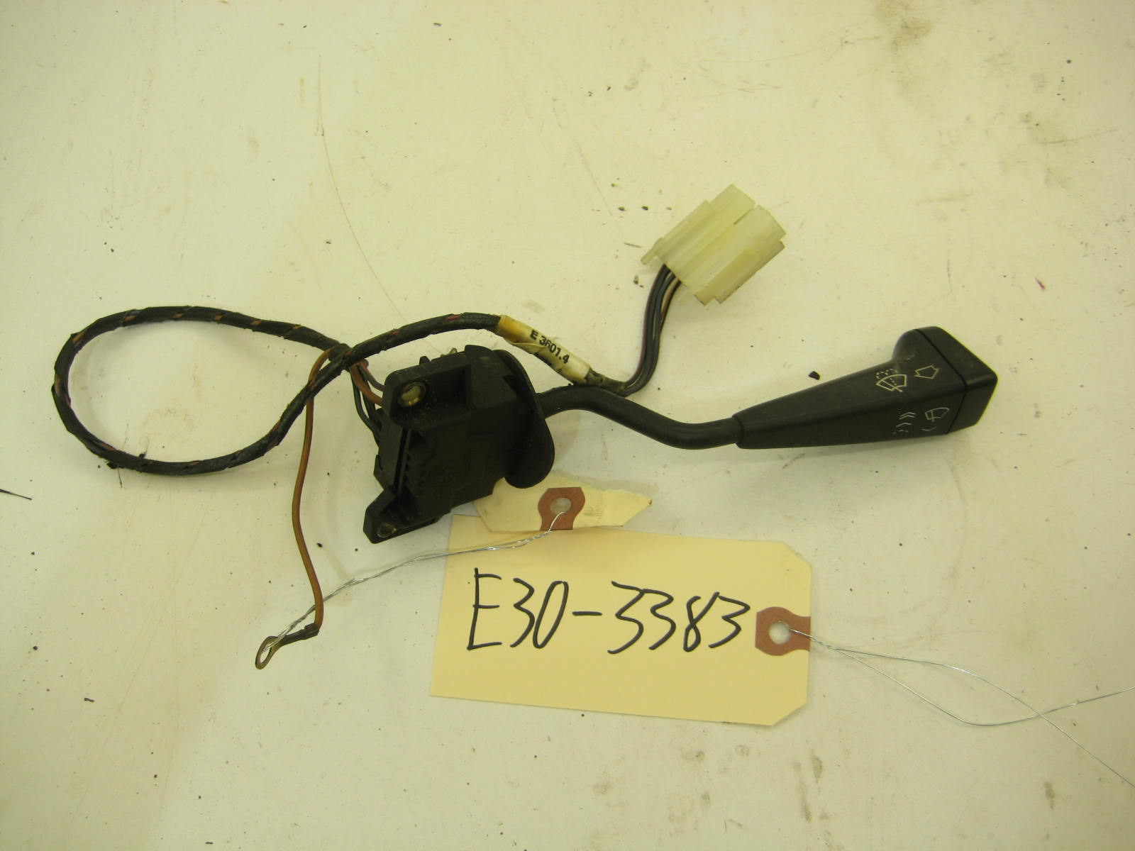 BMW E30 318 325 Wiper Stalk E30 3383