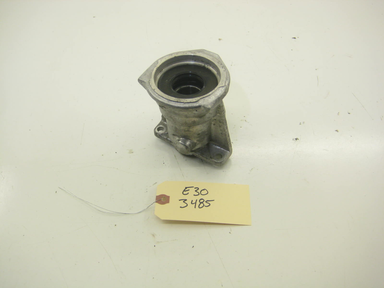 IX Axle Support On Oil Pan