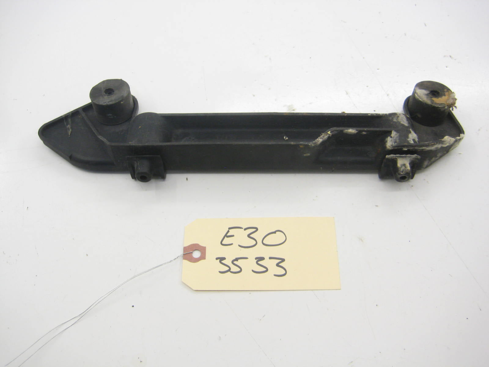 Upper Radiator Mount