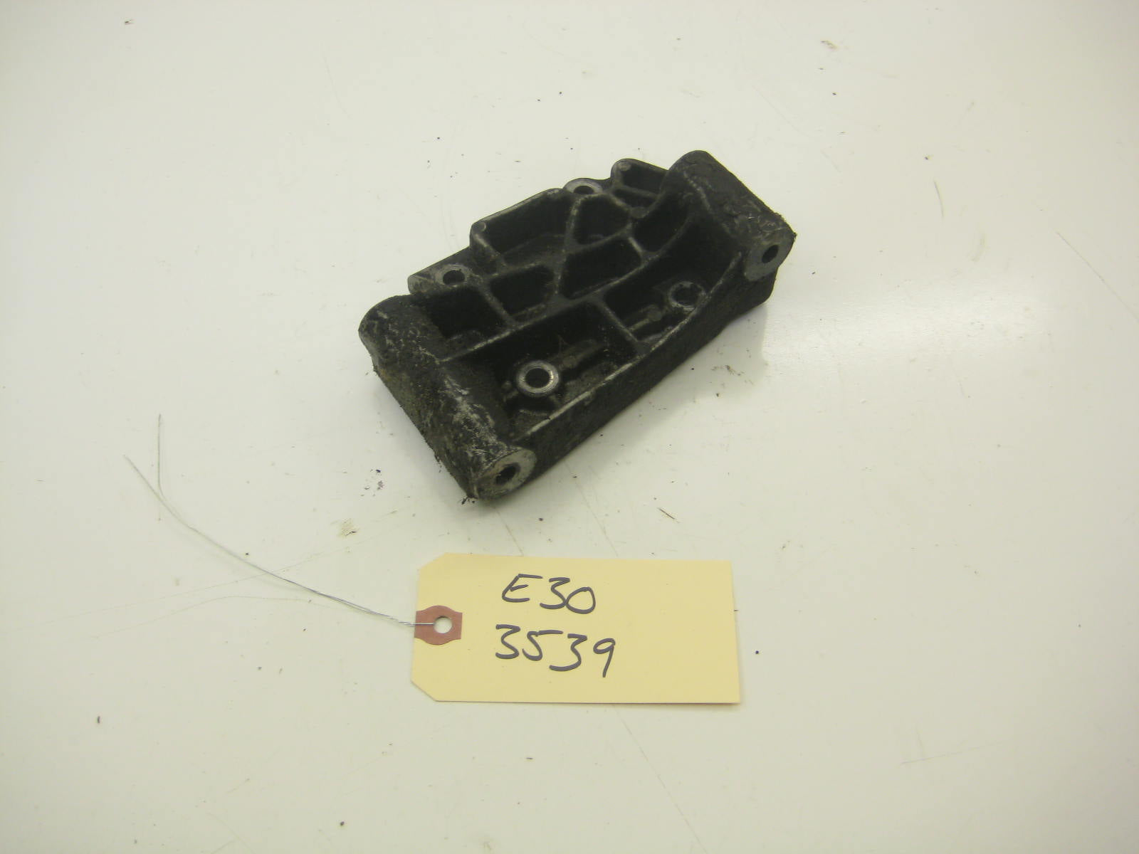 M20 Power Steering Pump Bracket