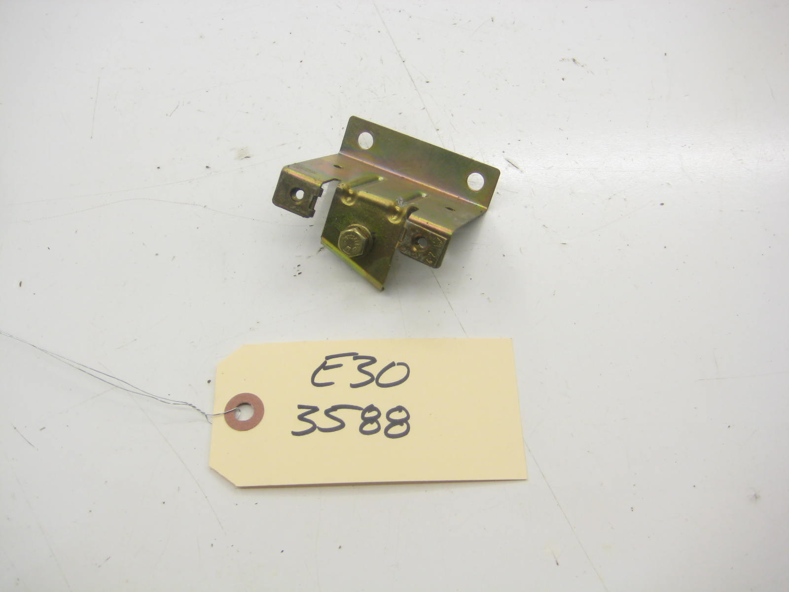 Dash Panel Bracket (Airbag)