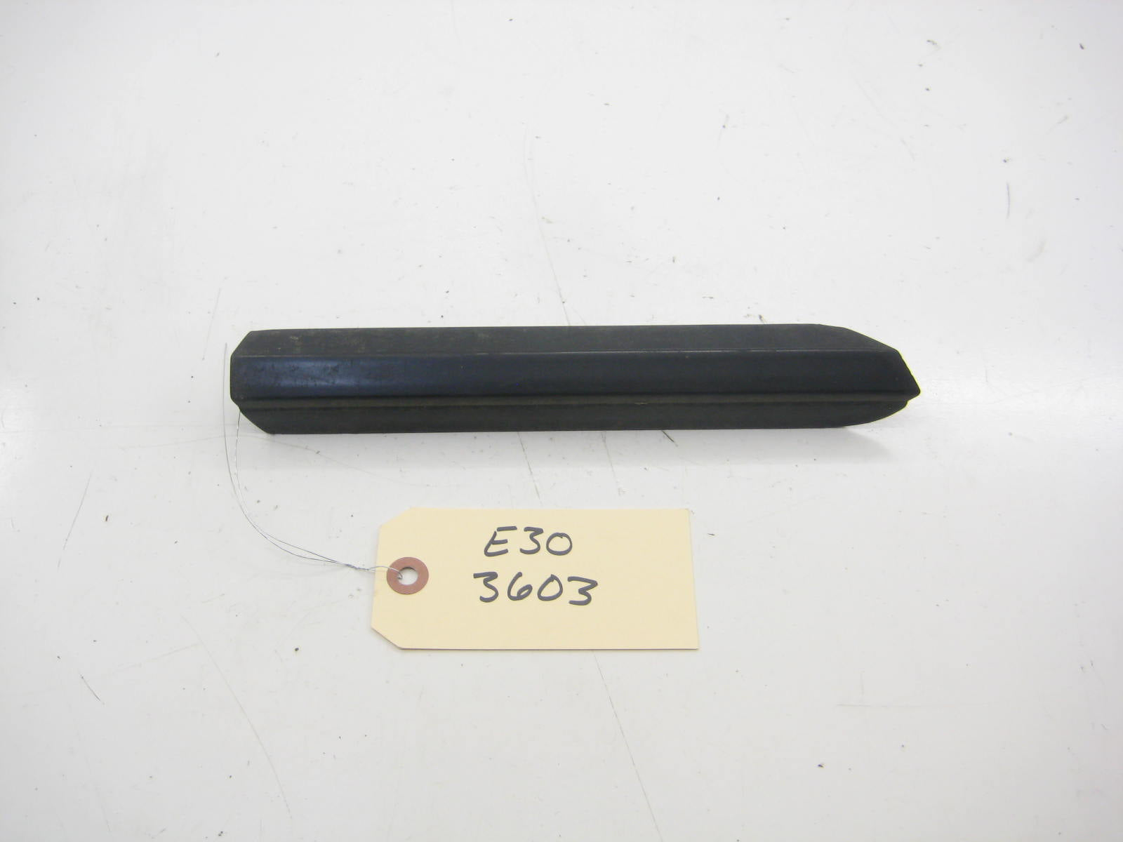Drivers Left Side Front Fender Bump Trim