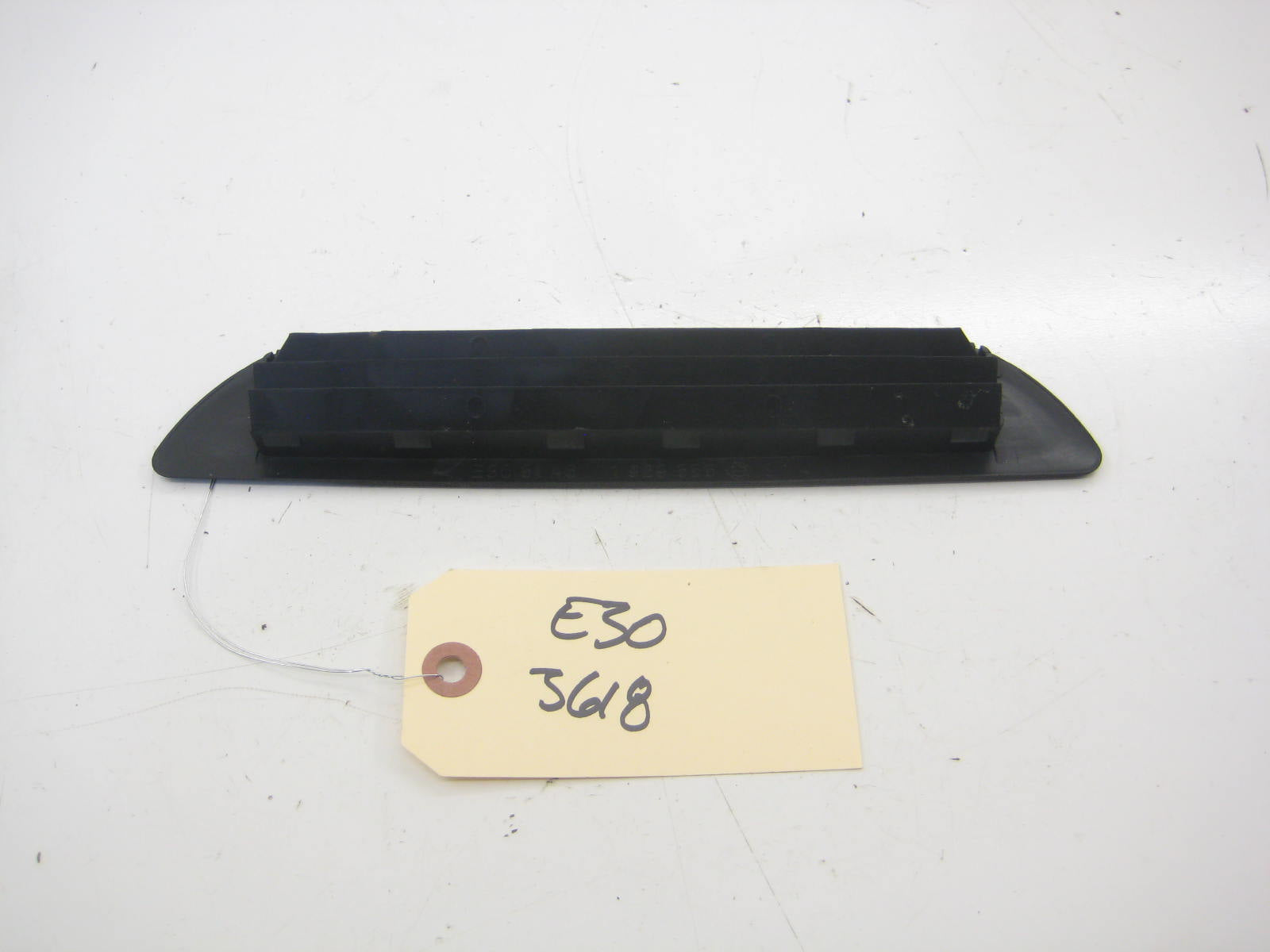 Rear Parcel Shelf Vent