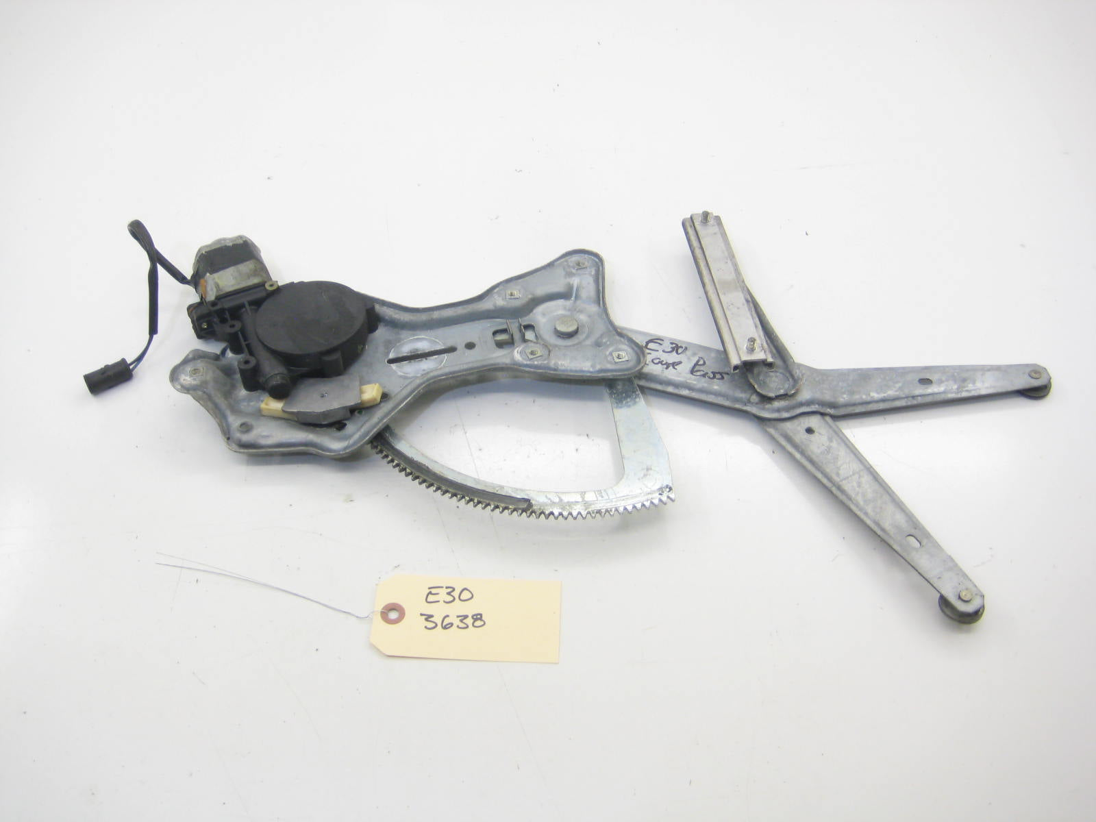 Right Passenger Early Coupe Window Regulator And Motor