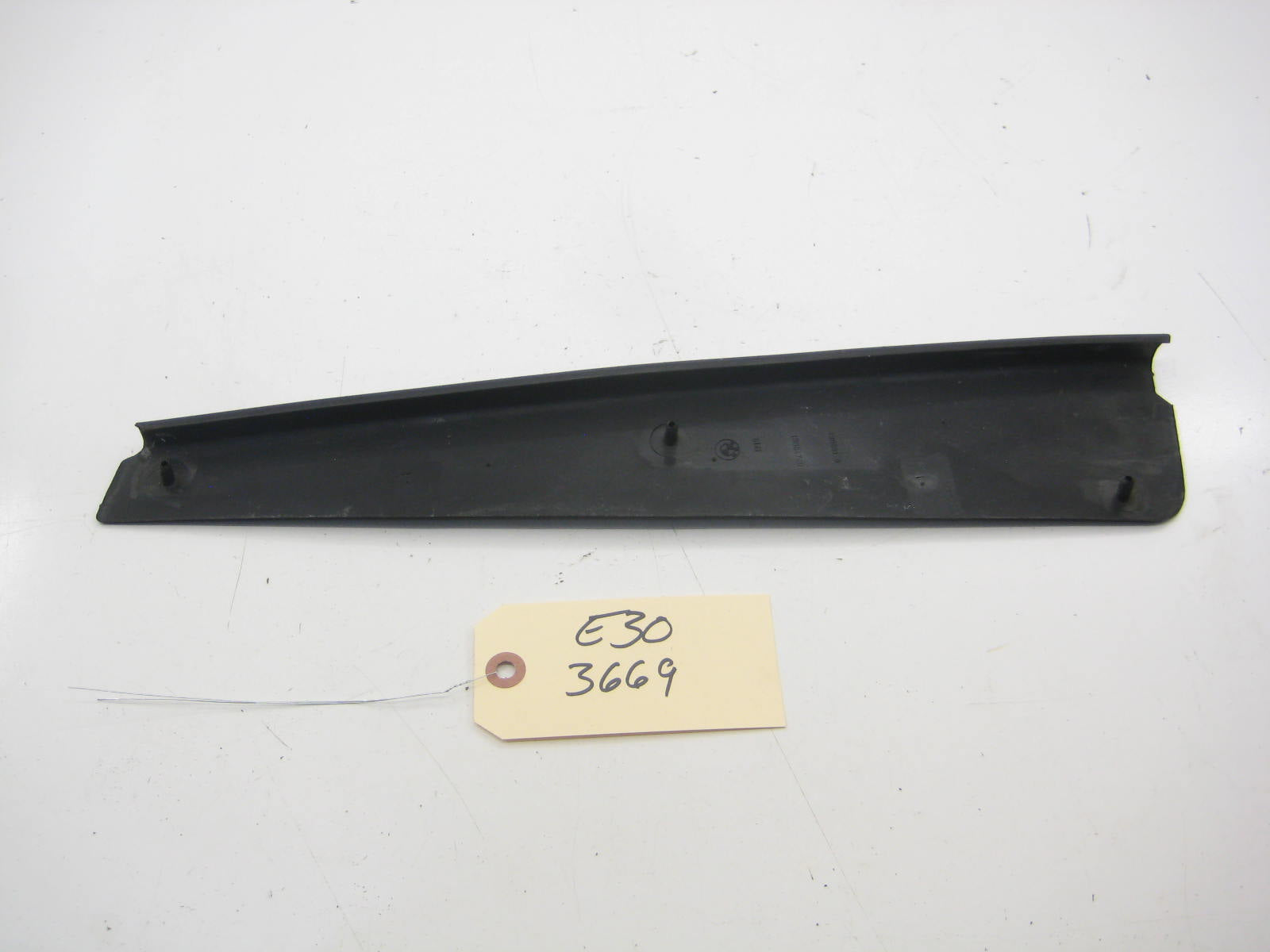 E30 Passenger Right Door Trim 19064740