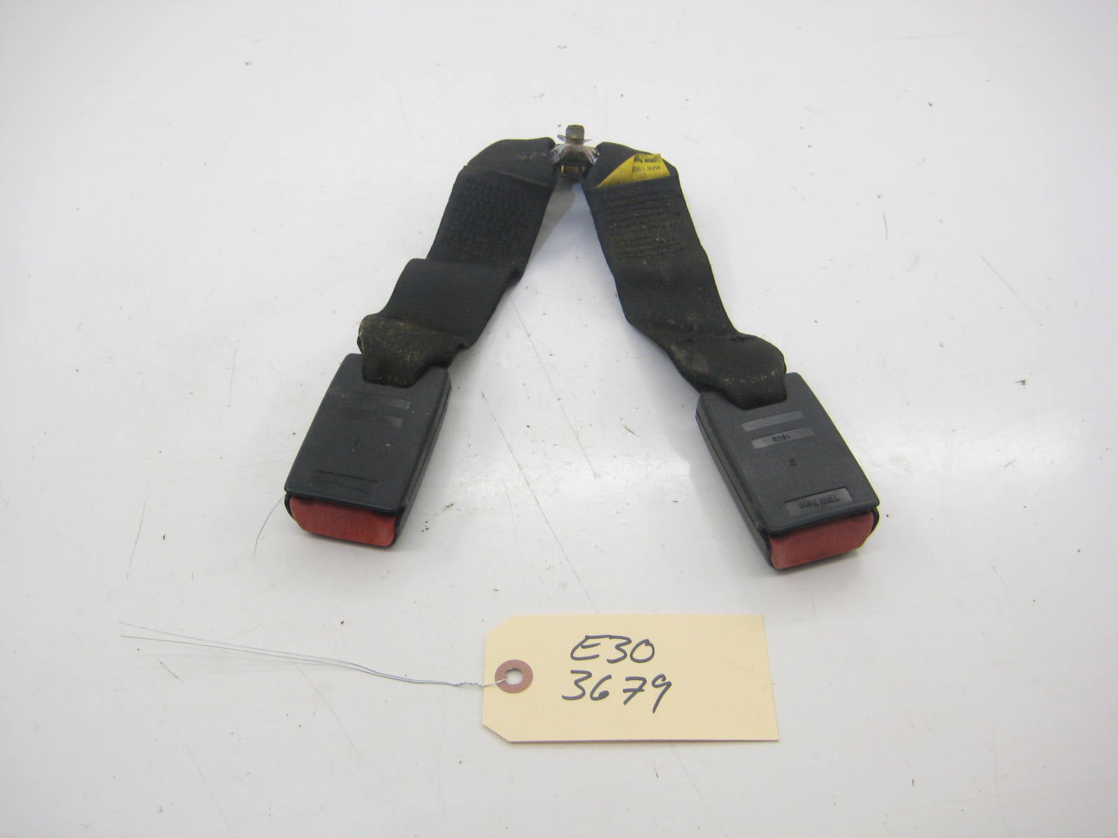 Center Rear Seat Belt Receiver