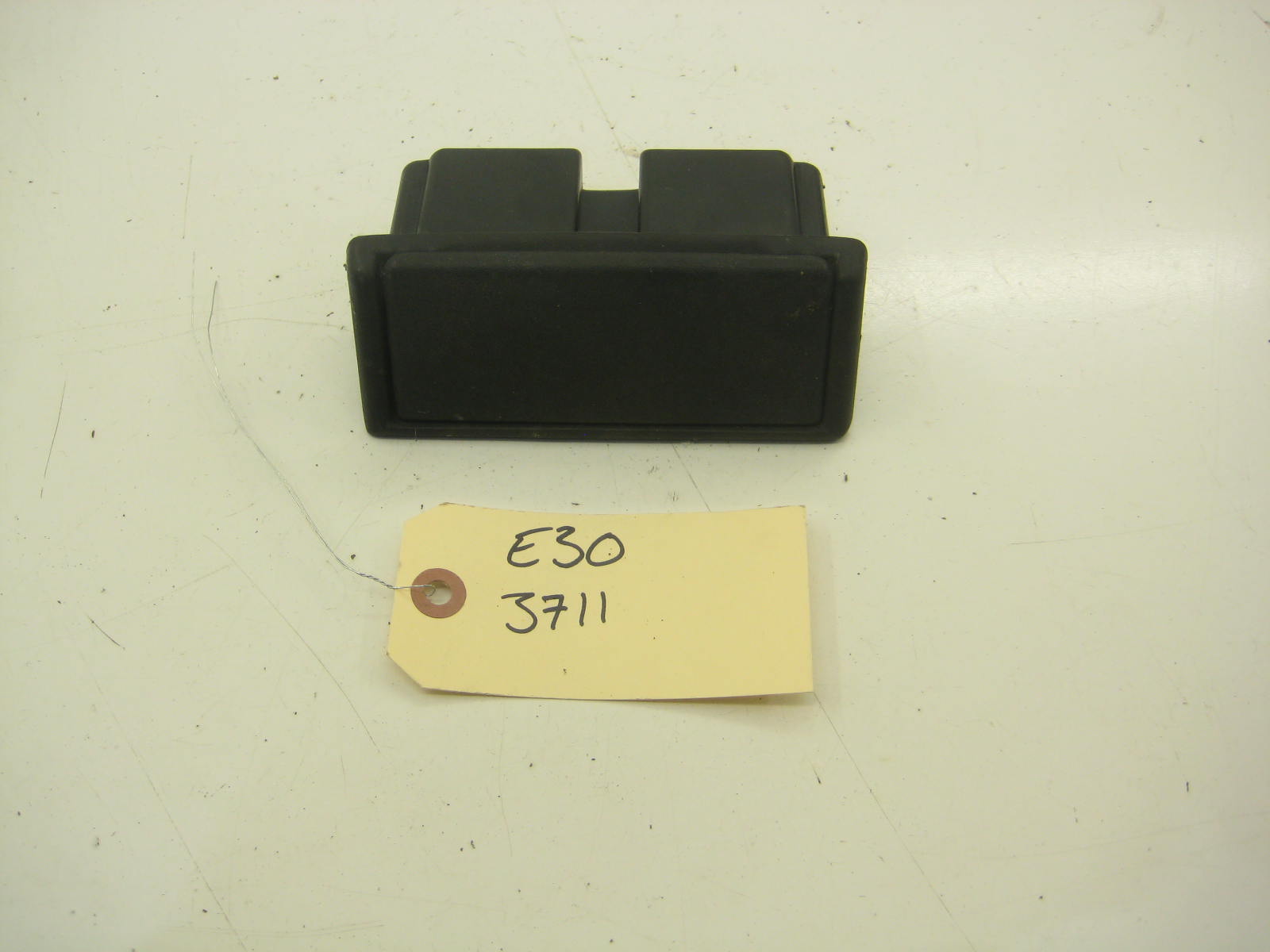 Rear Ashtray (READ)