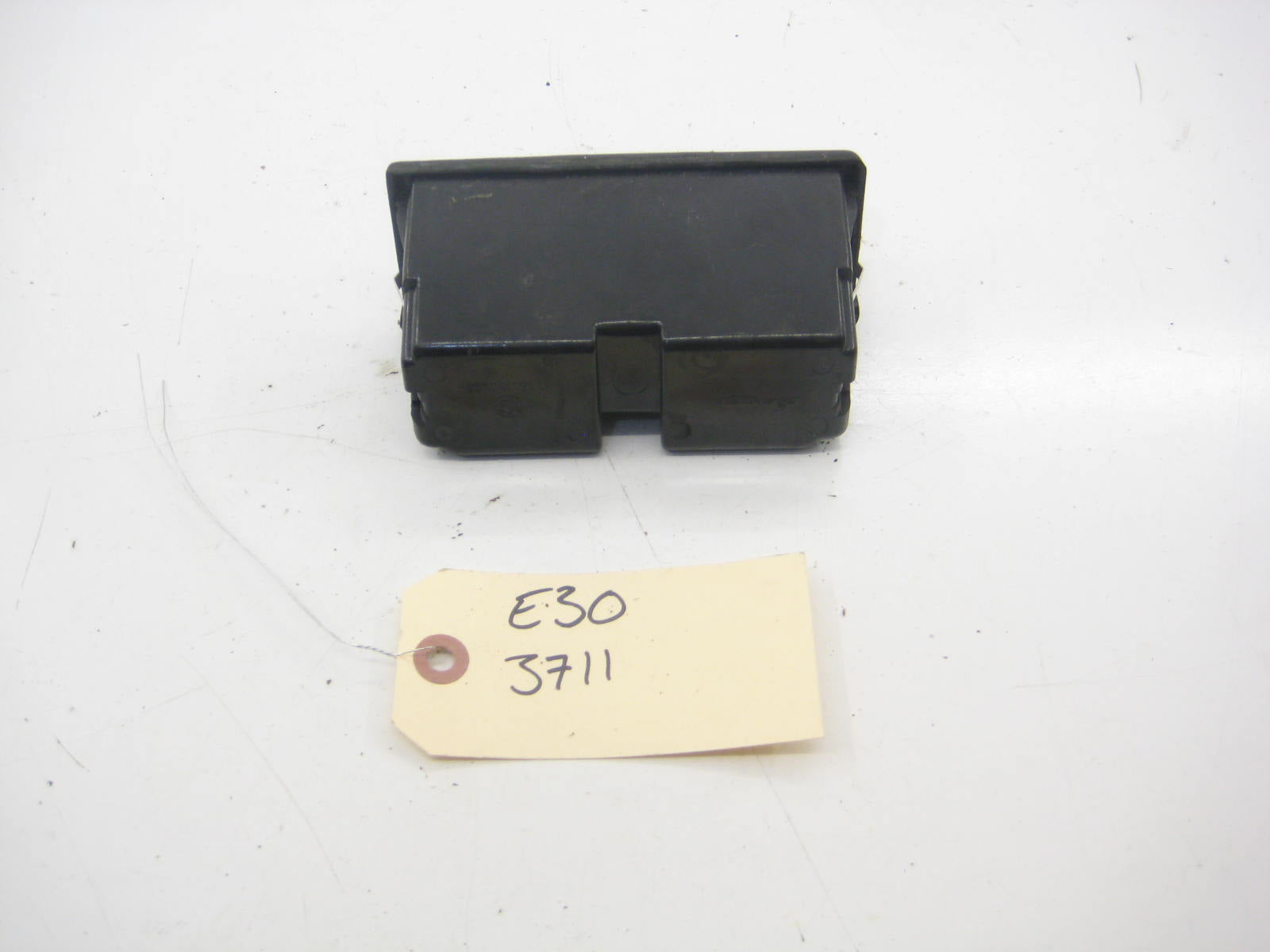 Rear Ashtray (READ)