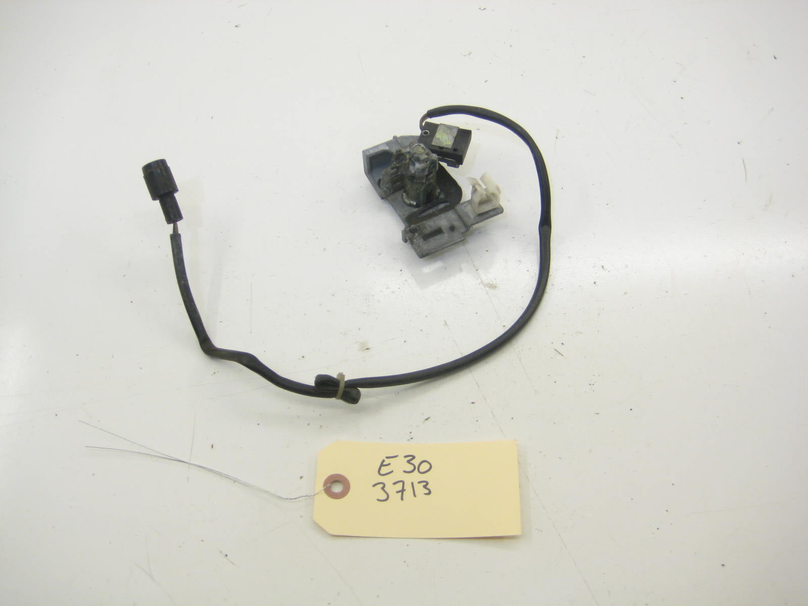 Drivers Left Door Lock Tumbler