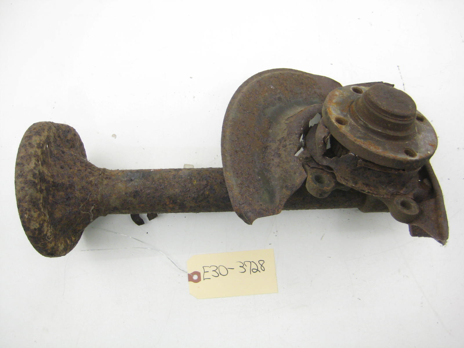 Right Passenger Strut Housing
