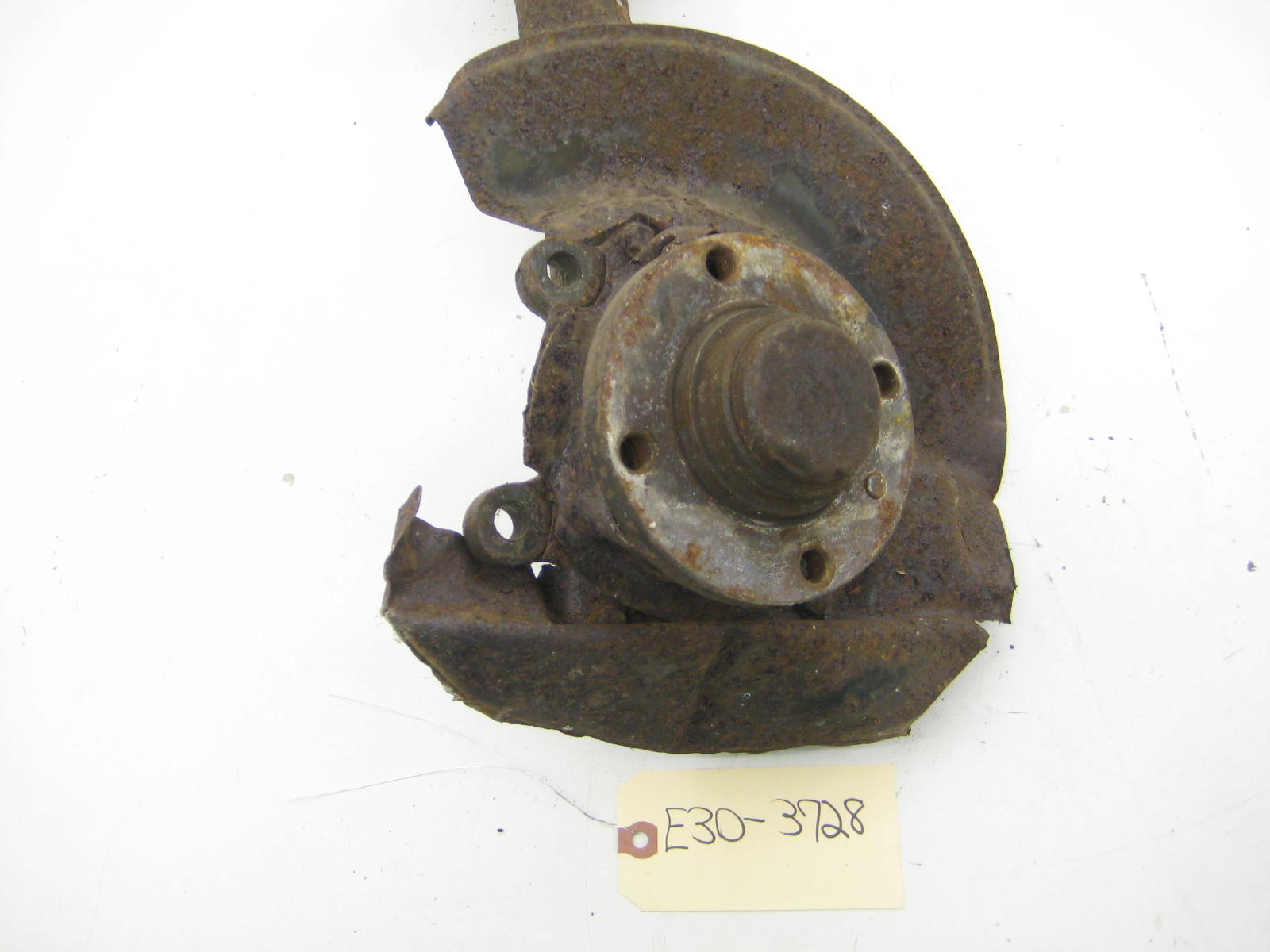 Right Passenger Strut Housing
