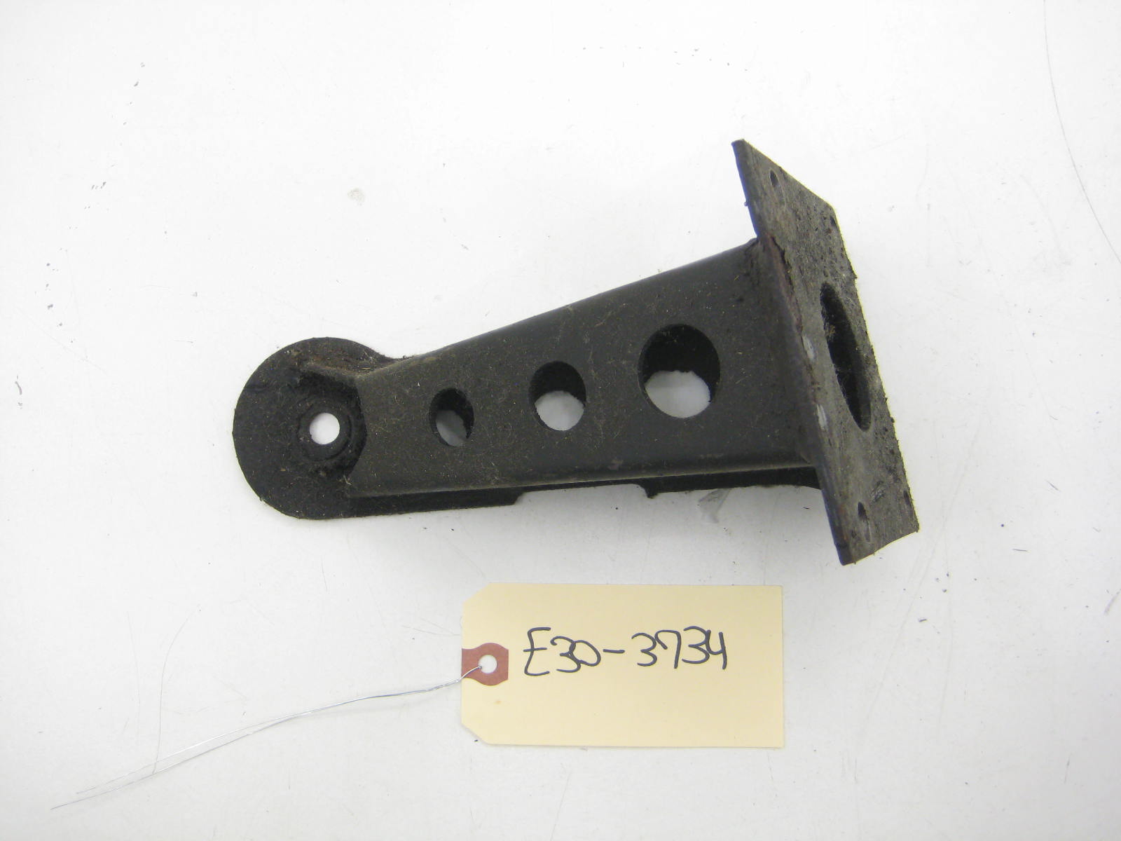Right Passenger M20 Engine Mount Arm