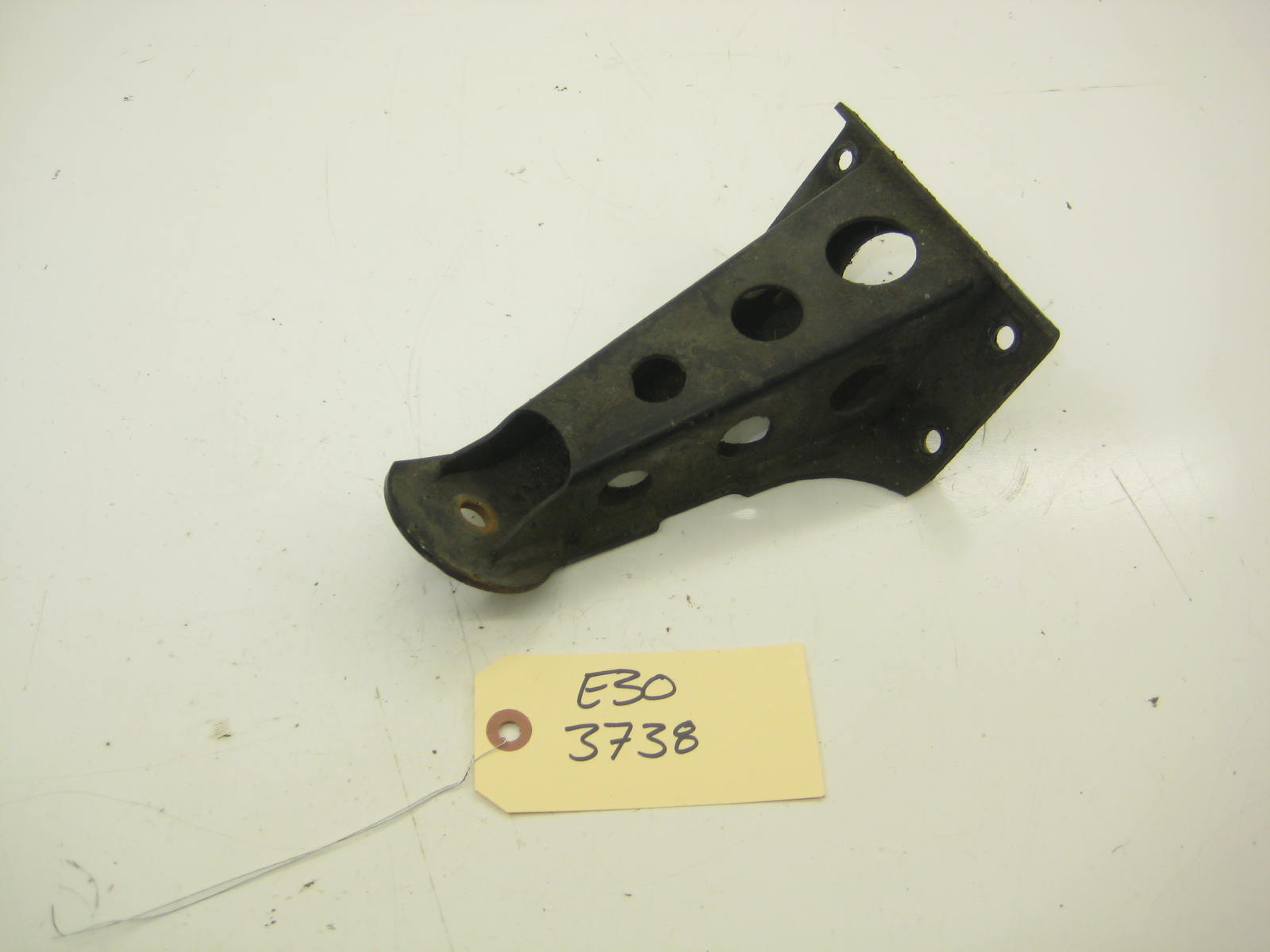 M20 Rotor Arm Passenger Right Side M20 Engine Mount Arm - Classic Daily