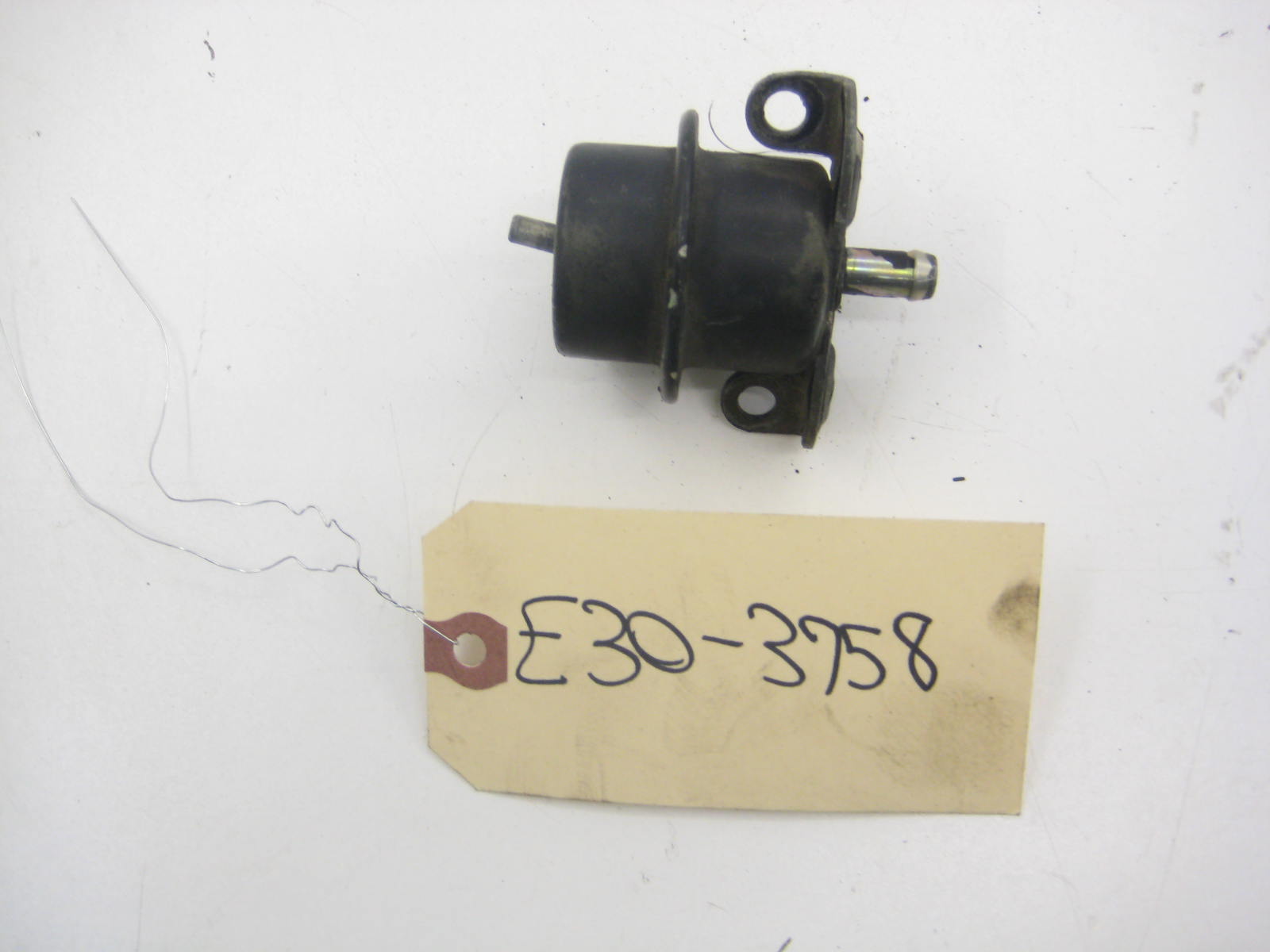 Voltex 3.5 Bar Fuel Pressure Regulator – For VW Transporter T3, Opel Manta, Commodore (0280160205)