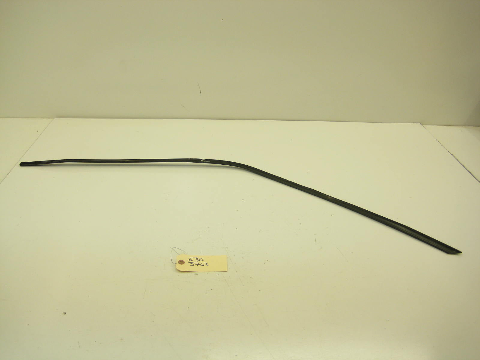 Drivers Left Side Coupe Door Trim Shadow Line
