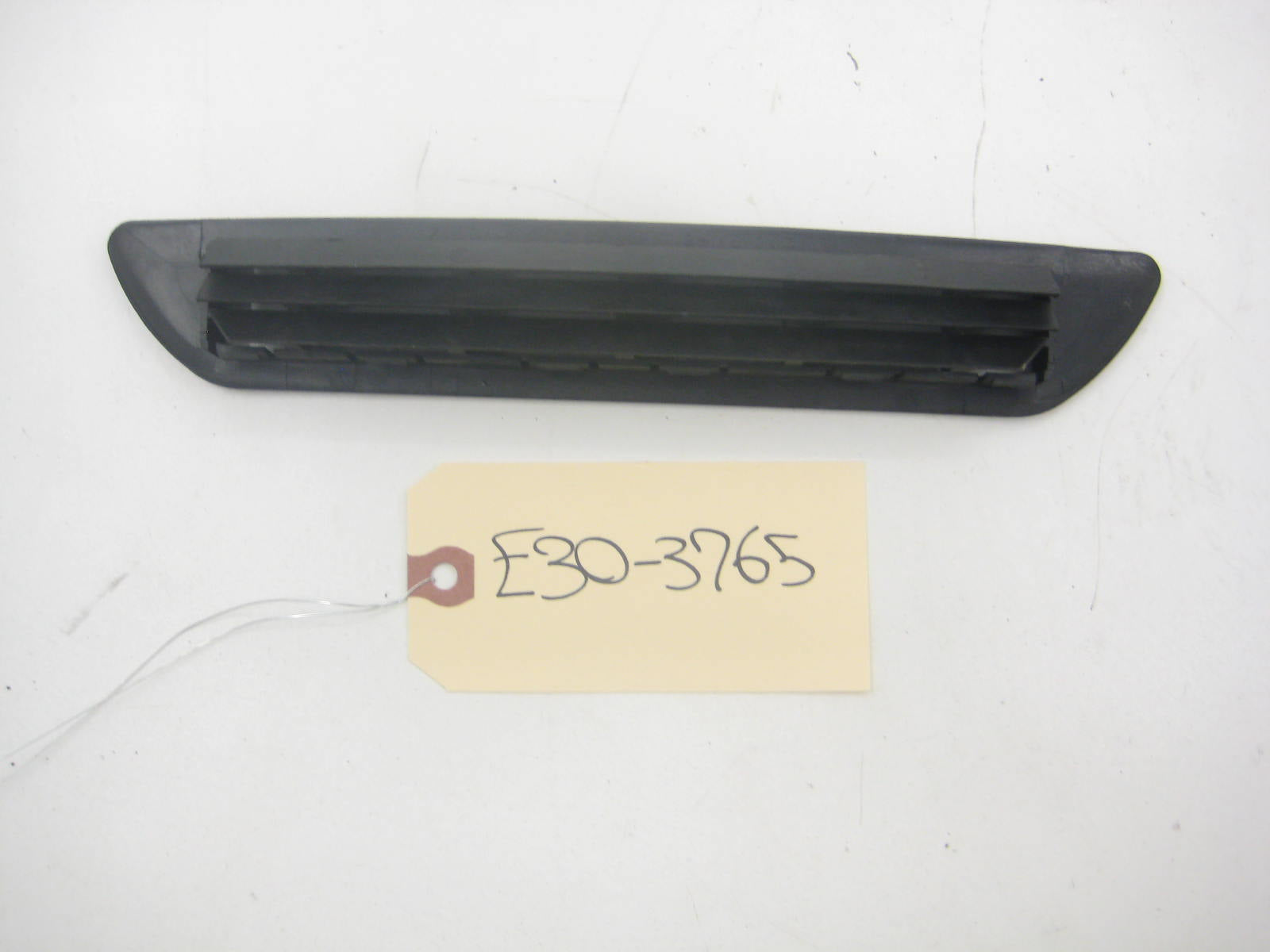 Rear Deck Parcel Shelf Vent