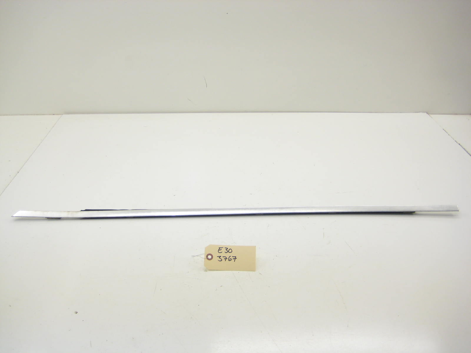 Drivers Left Side Coupe Top Of Door Trim