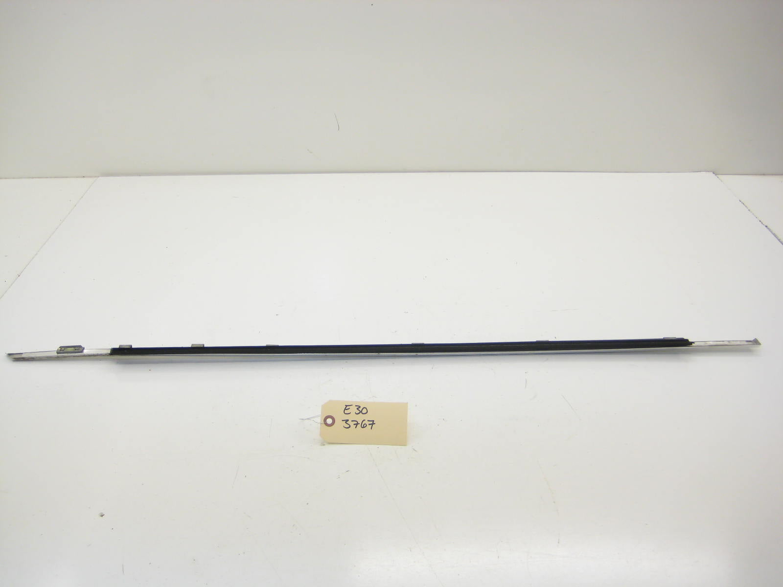 Drivers Left Side Coupe Top Of Door Trim