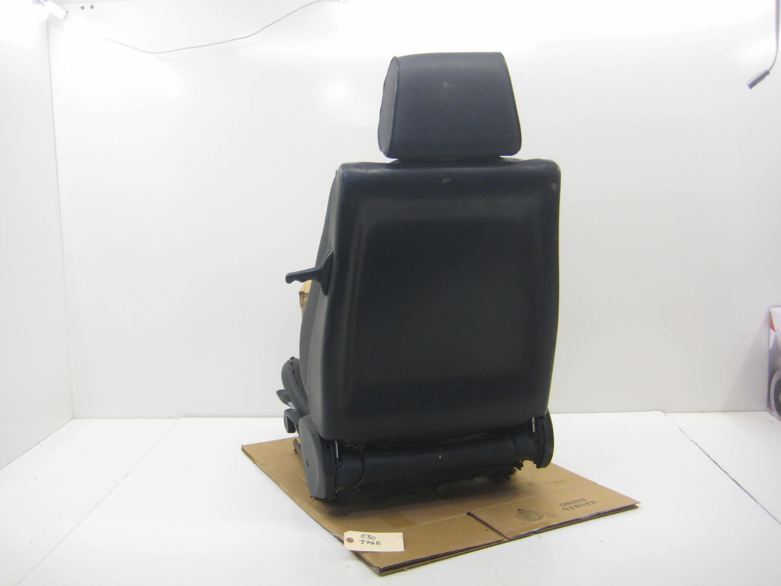 Black Driver Left Coupe Sport Seat
