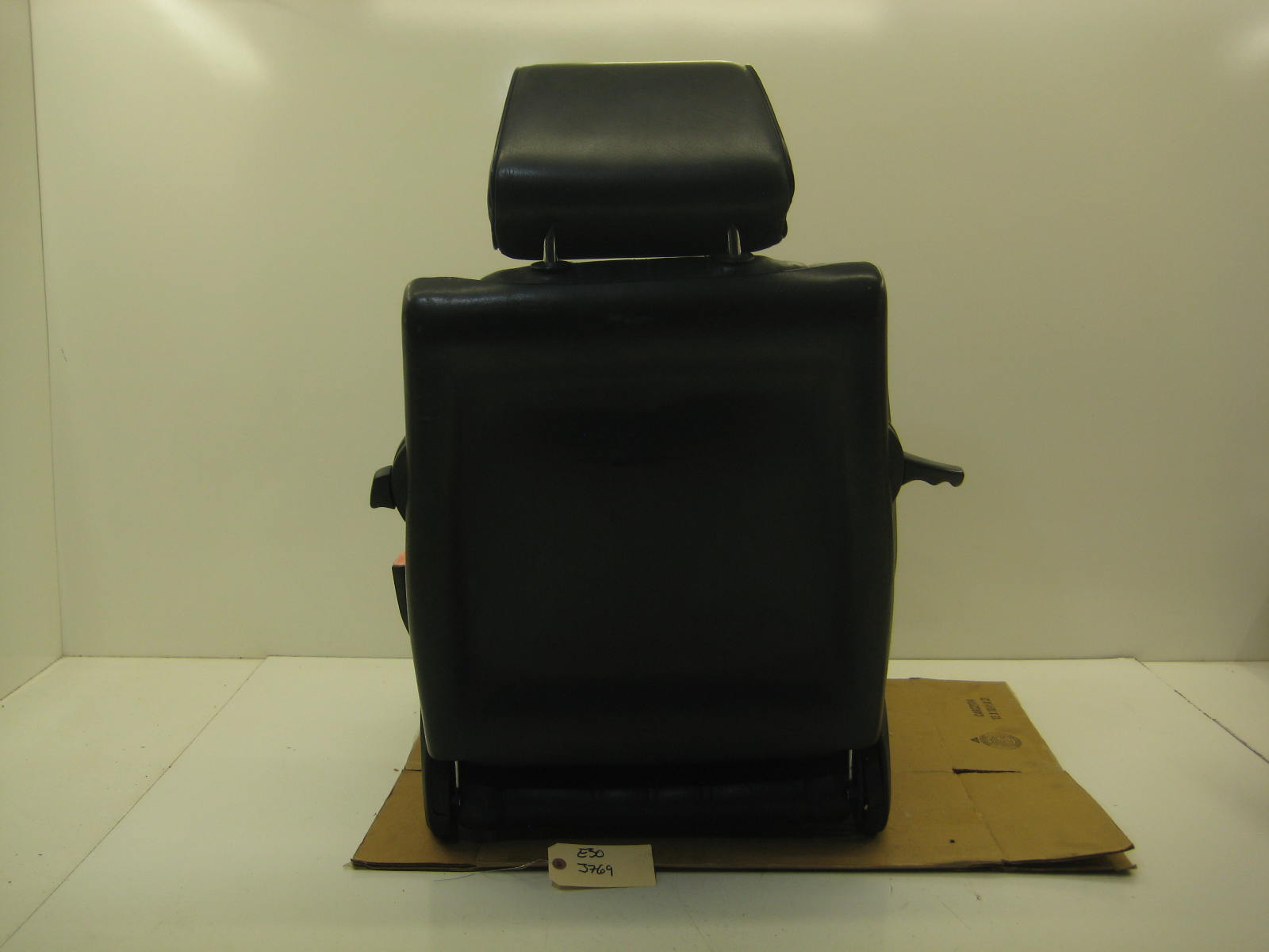 Black Passenger Right Coupe Sport Seat