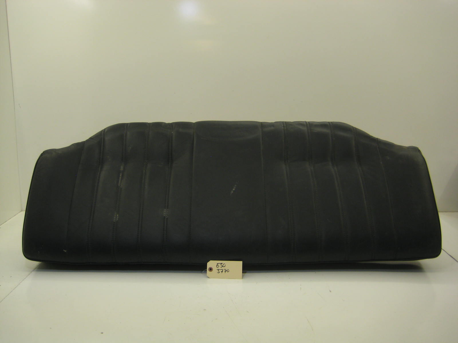 Black Leather Coupe Seat Bottom