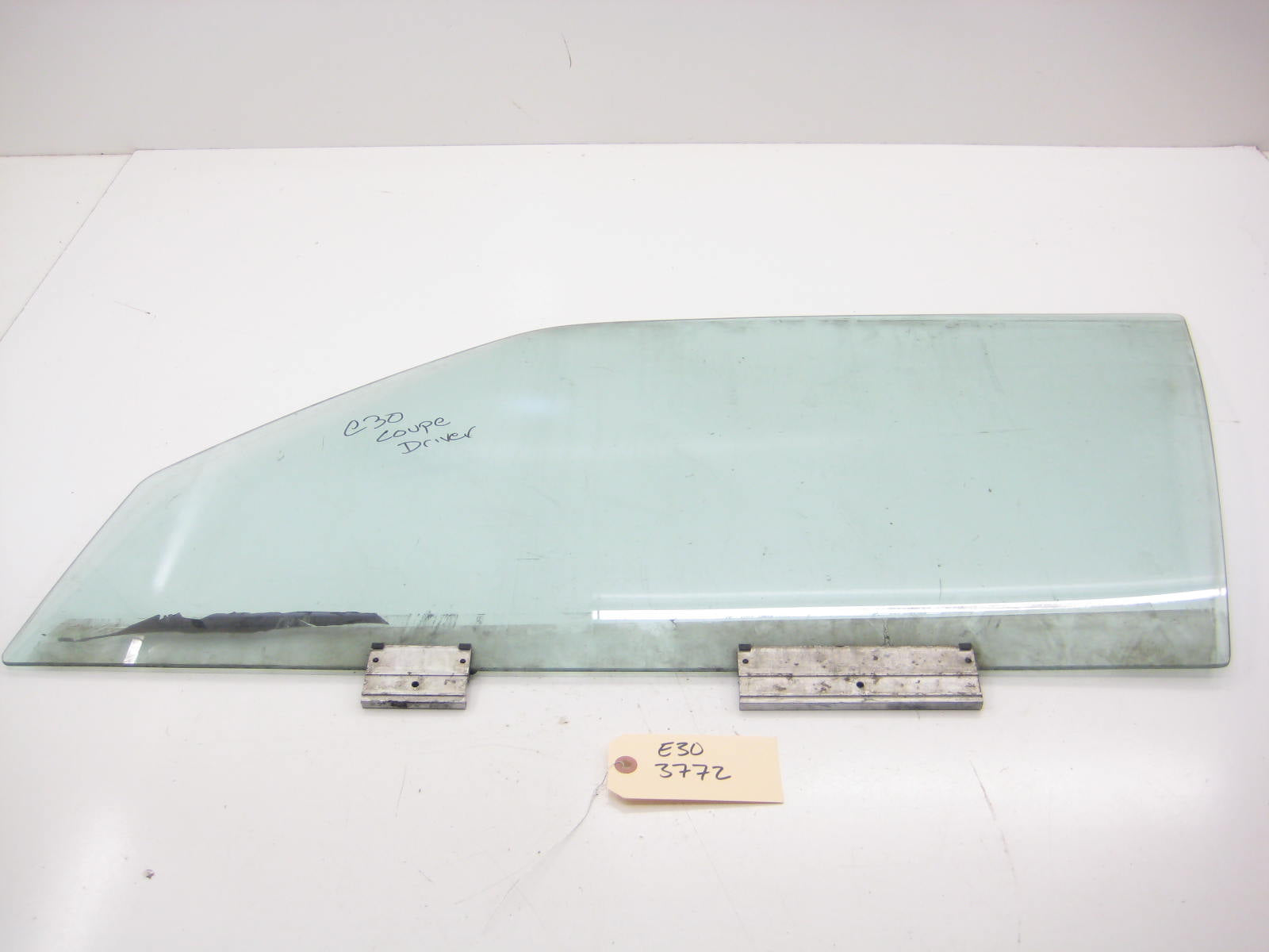 Drivers Left Coupe Door Window Glass