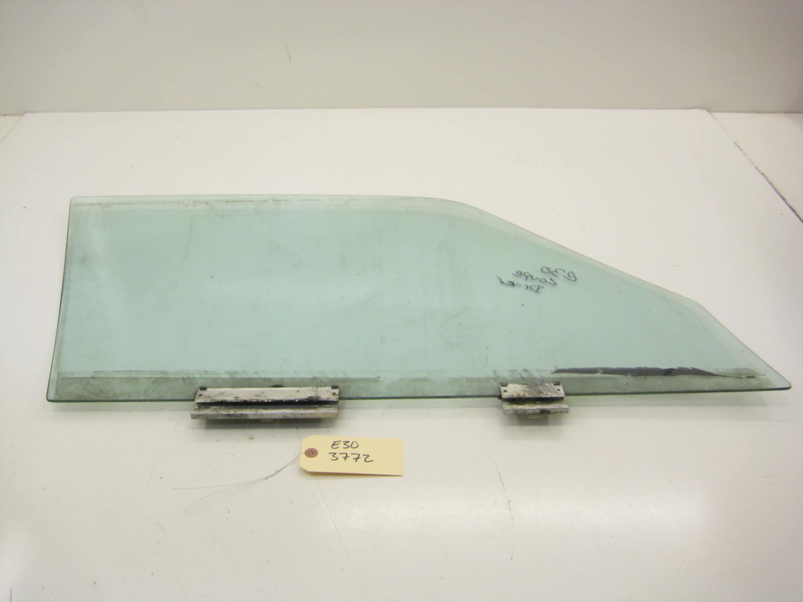 Drivers Left Coupe Door Window Glass