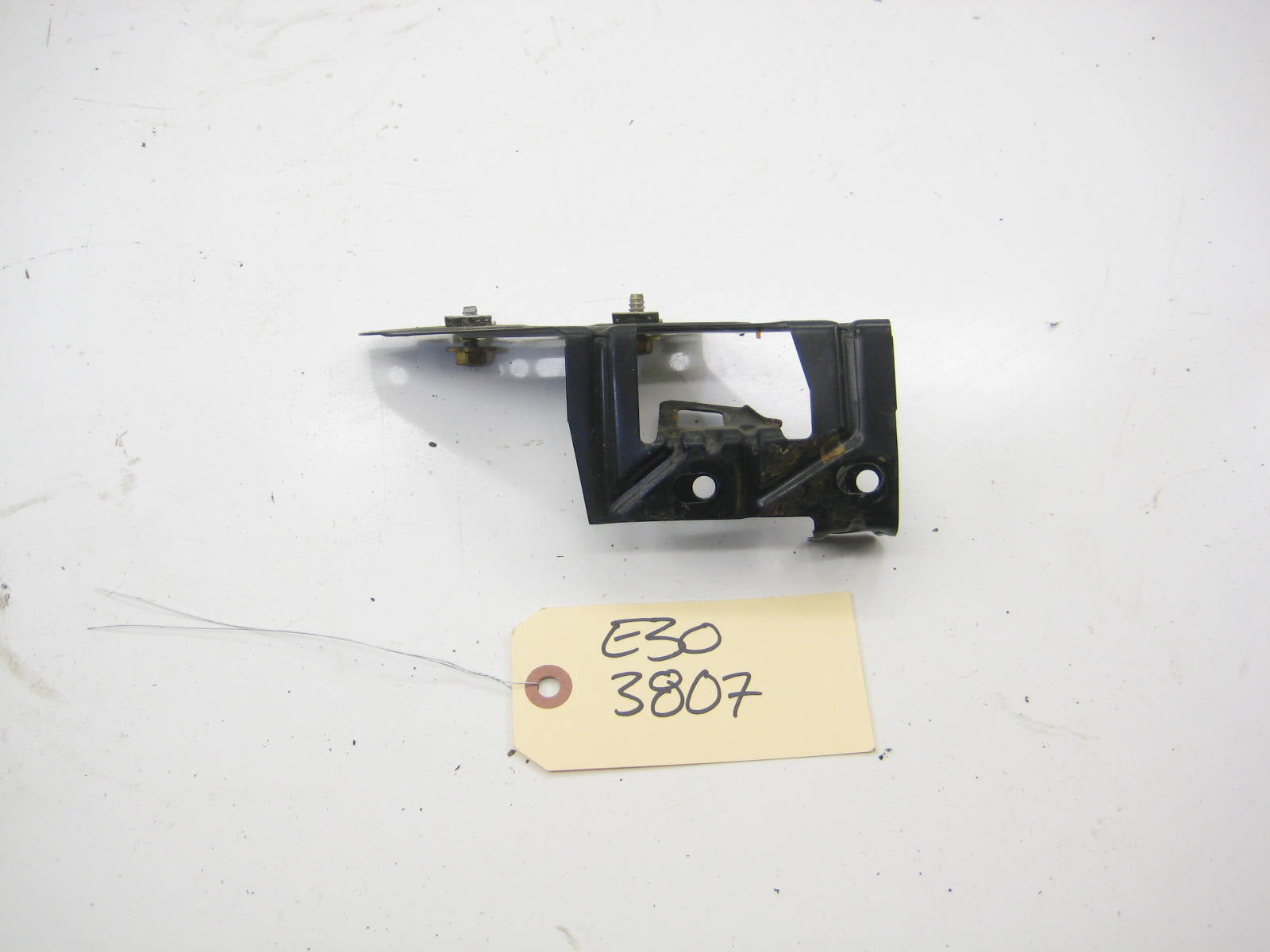 Sun Visor Latch Catch
