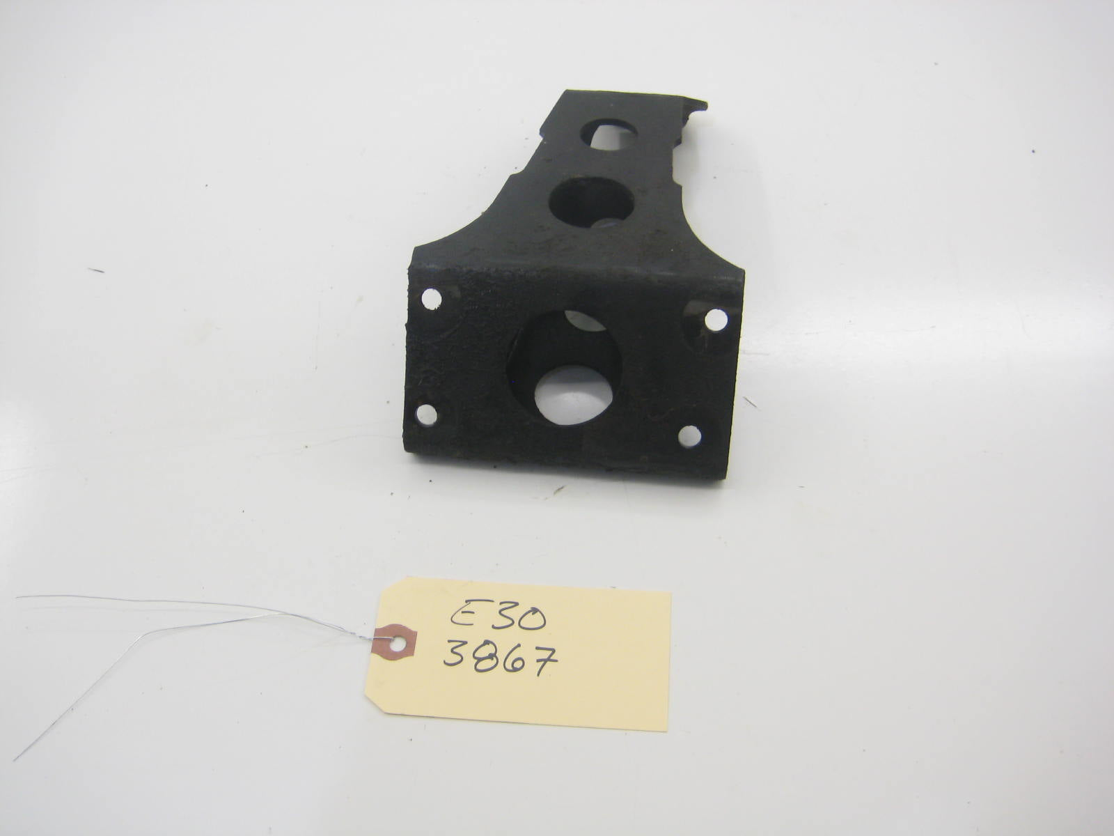 Drivers Left Side Engine Mount Arm M20