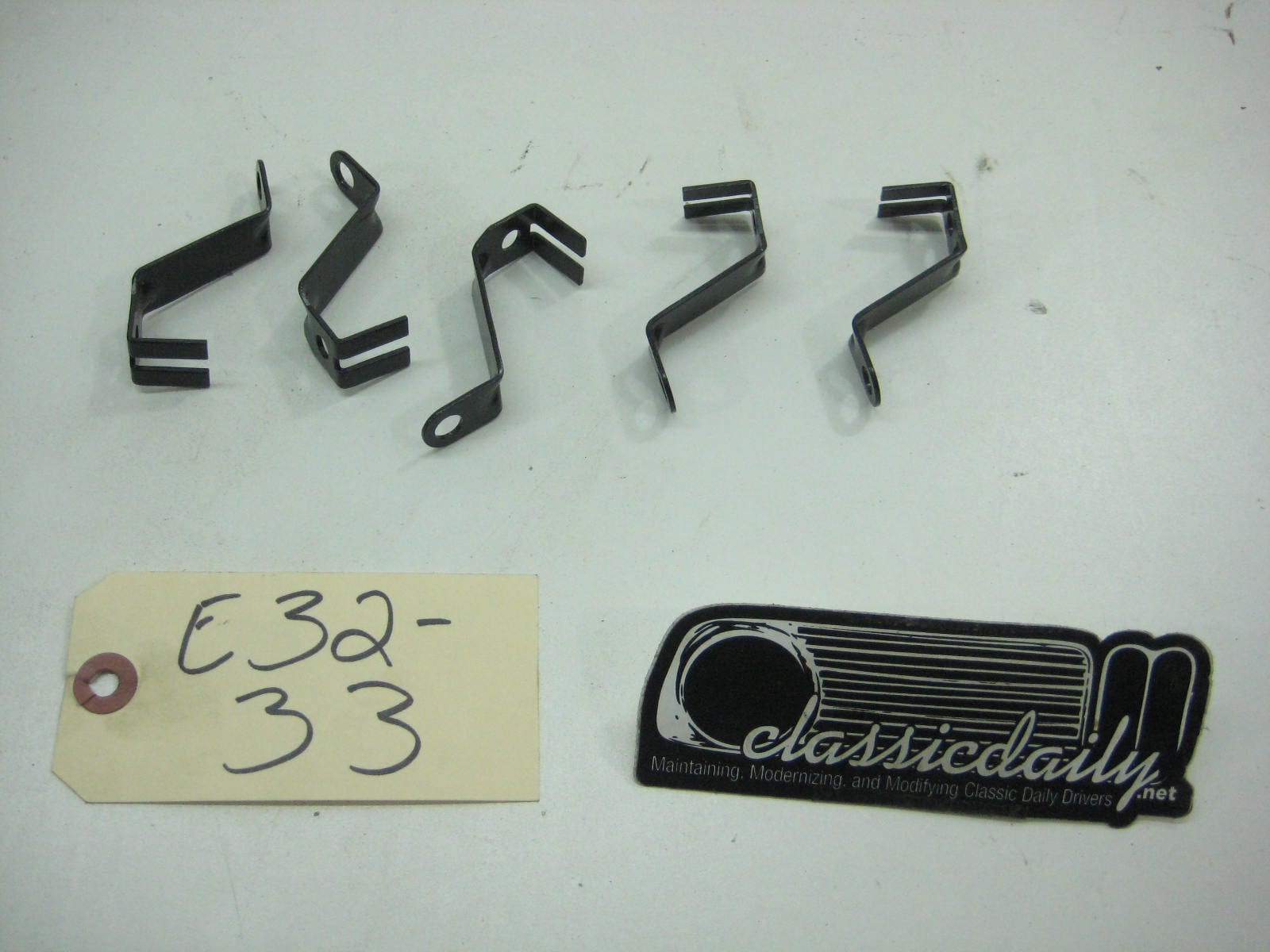 bmw e32 engine water pump brackets 13 90 1 741 760