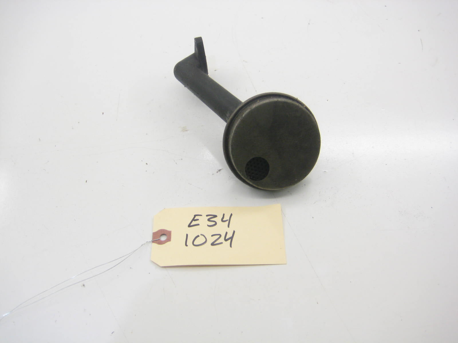 E34 525 Oil Pickup Tube